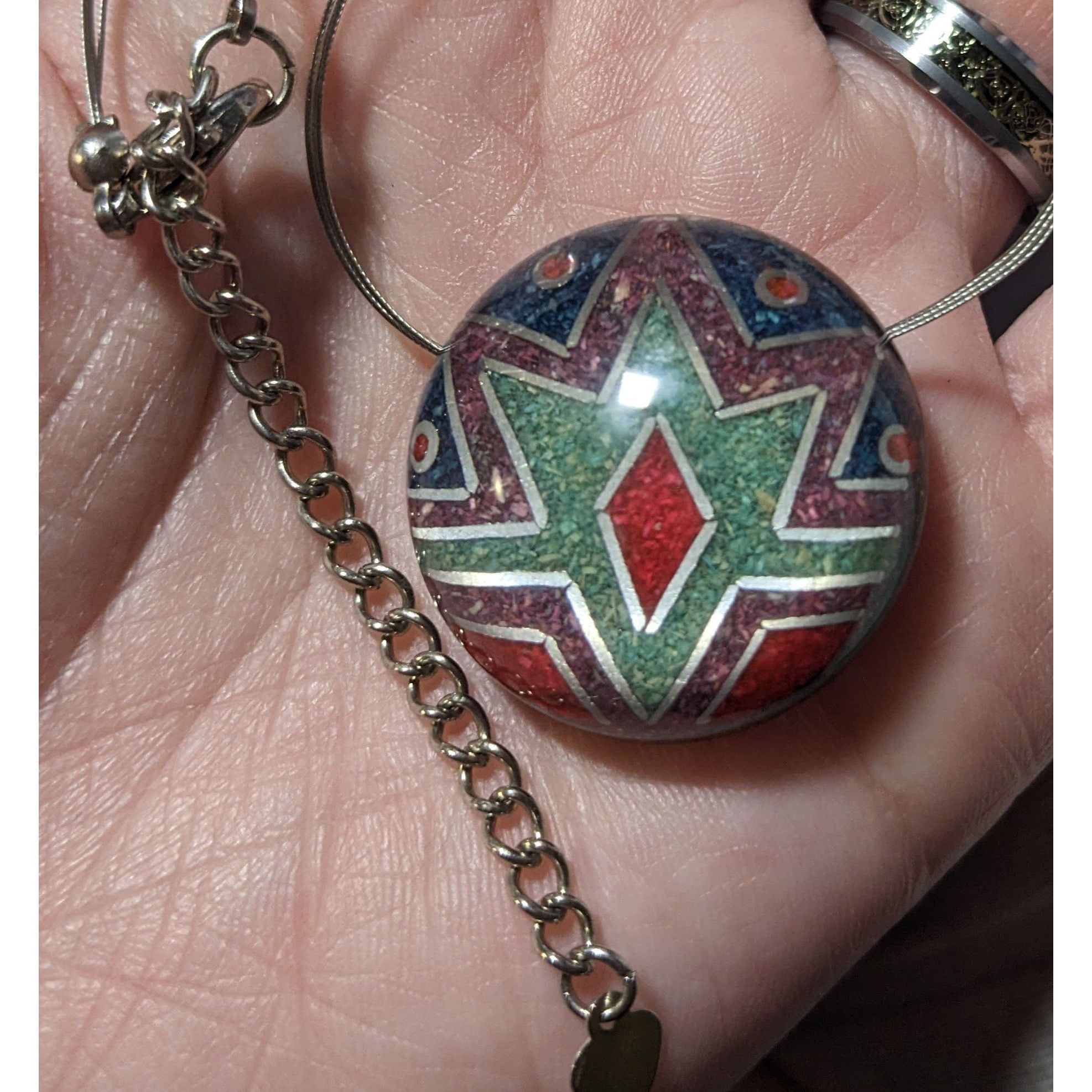 Other Vintage Crushed Stone Southwestern Sunburst Pendant Necklace Size ONE SIZE - 8 Thumbnail
