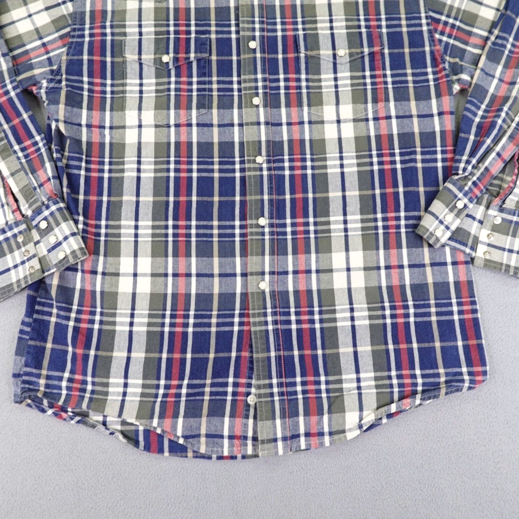 Wrangler VINTAGE Wrangler Men's Shirt XL Blue White Red Plaid Western Western Cowboy Outdoor Casual Workwear Button-Up Twill Size US XL / EU 56 / 4 - 3 Thumbnail