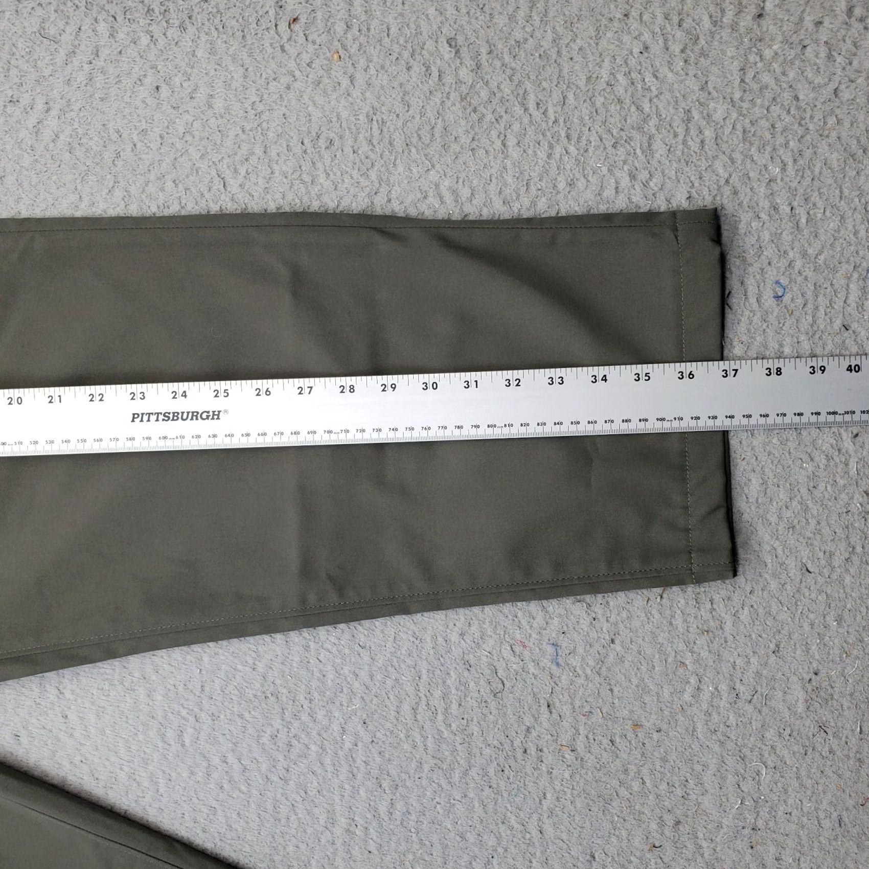 Lands' End Lands' End Men Green 37 Straight Leg Pants Dress Pants Regular Size: Mens Size 37: Green: Moisture Control: Preppy, Solid, Flat Front, Pockets, Sl... Size US 37 - 3 Thumbnail