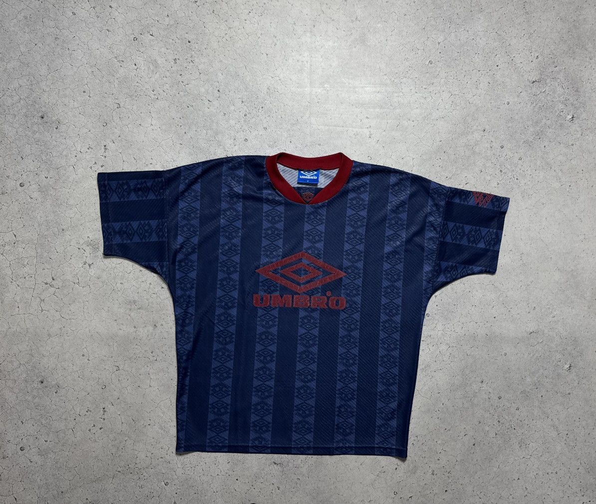 Umbro Umbro Monogram Jersey Shirt Big Logo Size M Size US M / EU 48-50 / 2 - 1 Thumbnail
