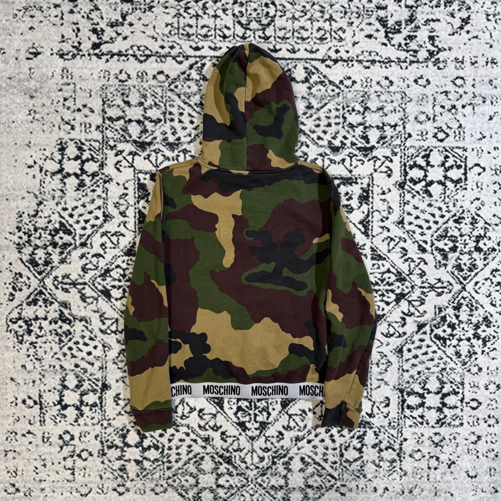Moschino × Vintage Vintage 90s Moschino Unisex Green Camo Cotton Hoodie Size S Size US S / EU 44-46 / 1 - 12 Thumbnail
