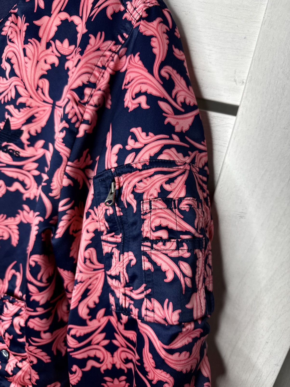 Adidas Adidas x The Farm Company Pink Floral Bomber Jacket Y2K Hype Size S / US 4 / IT 40 - 14 Thumbnail