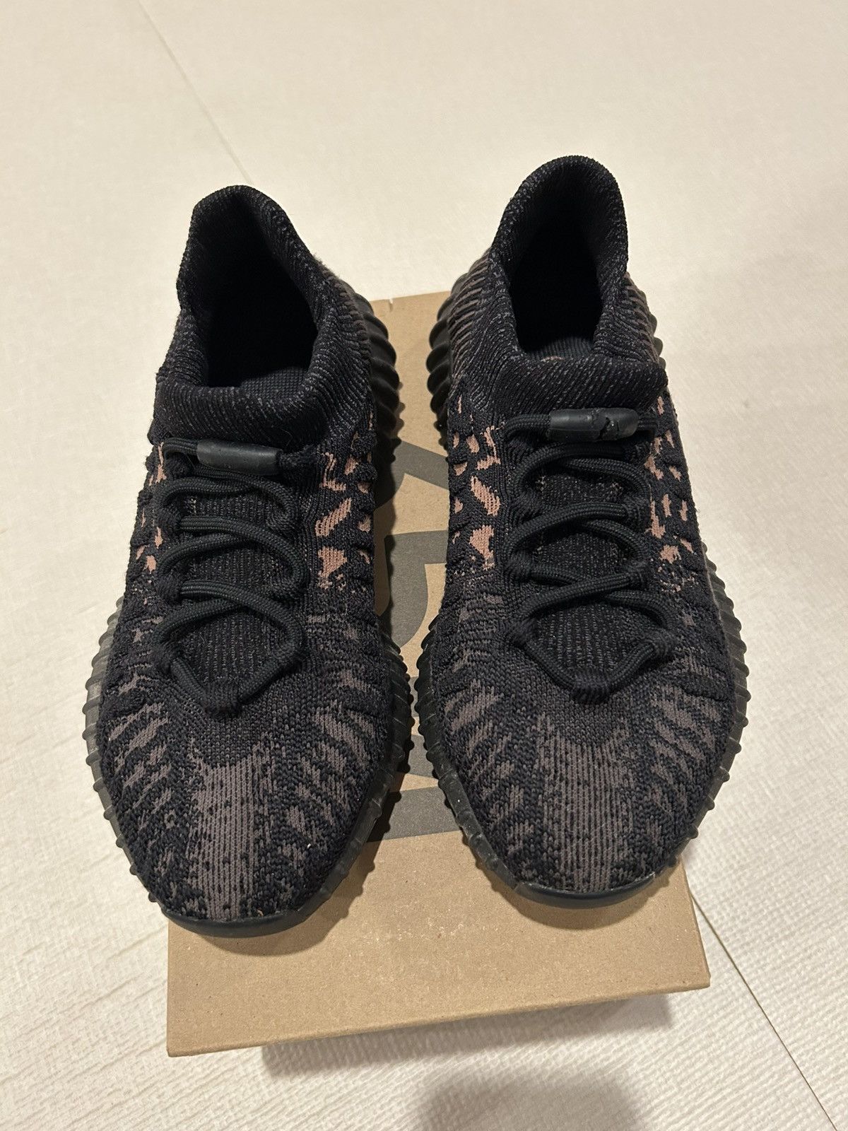 Adidas Adidas Yeezy 350 V2 Cmpct Size US 5 / EU 37 - 2 Thumbnail