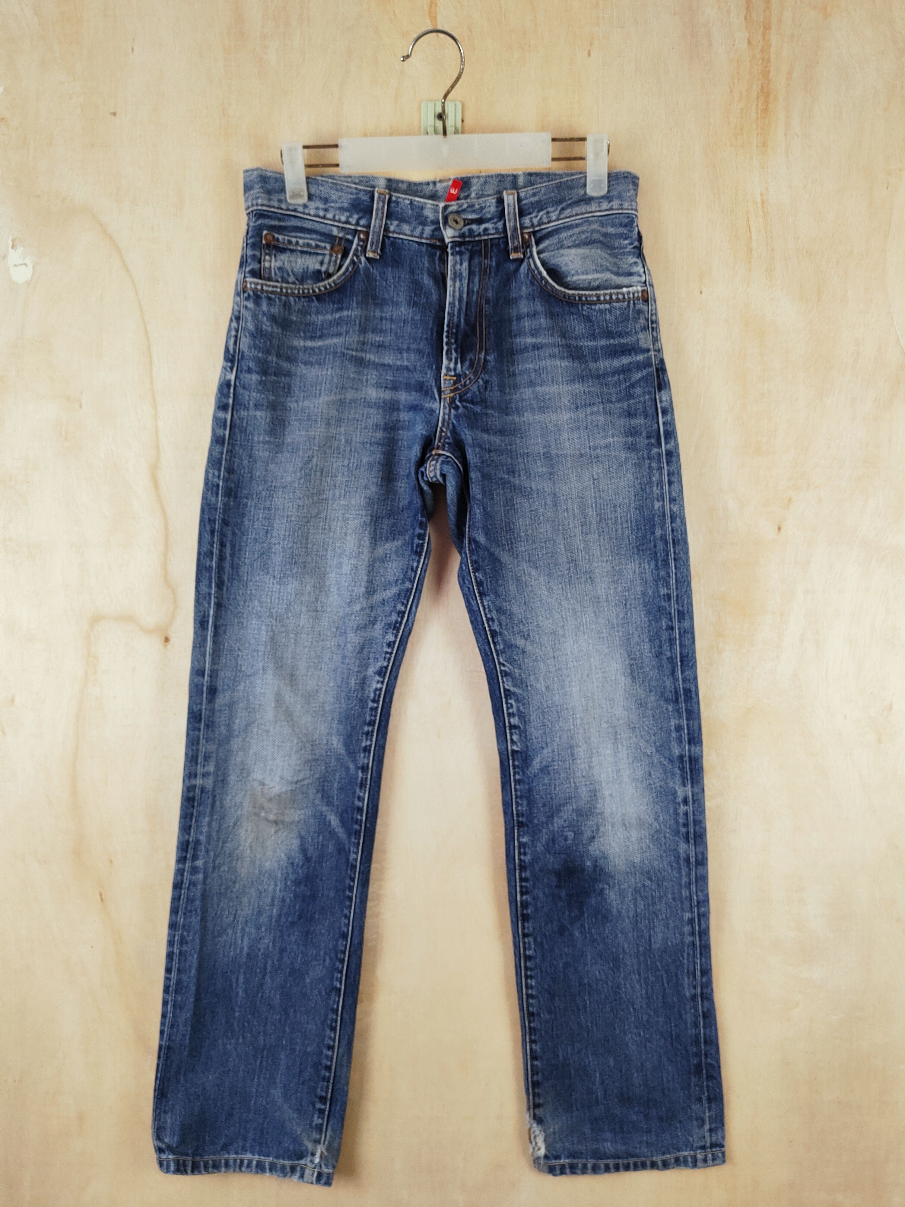 Japanese Brand Uniqlo Blue Faded Distressed Ripped Jeans #S2651 Size US 30 / EU 46 - 1 Thumbnail
