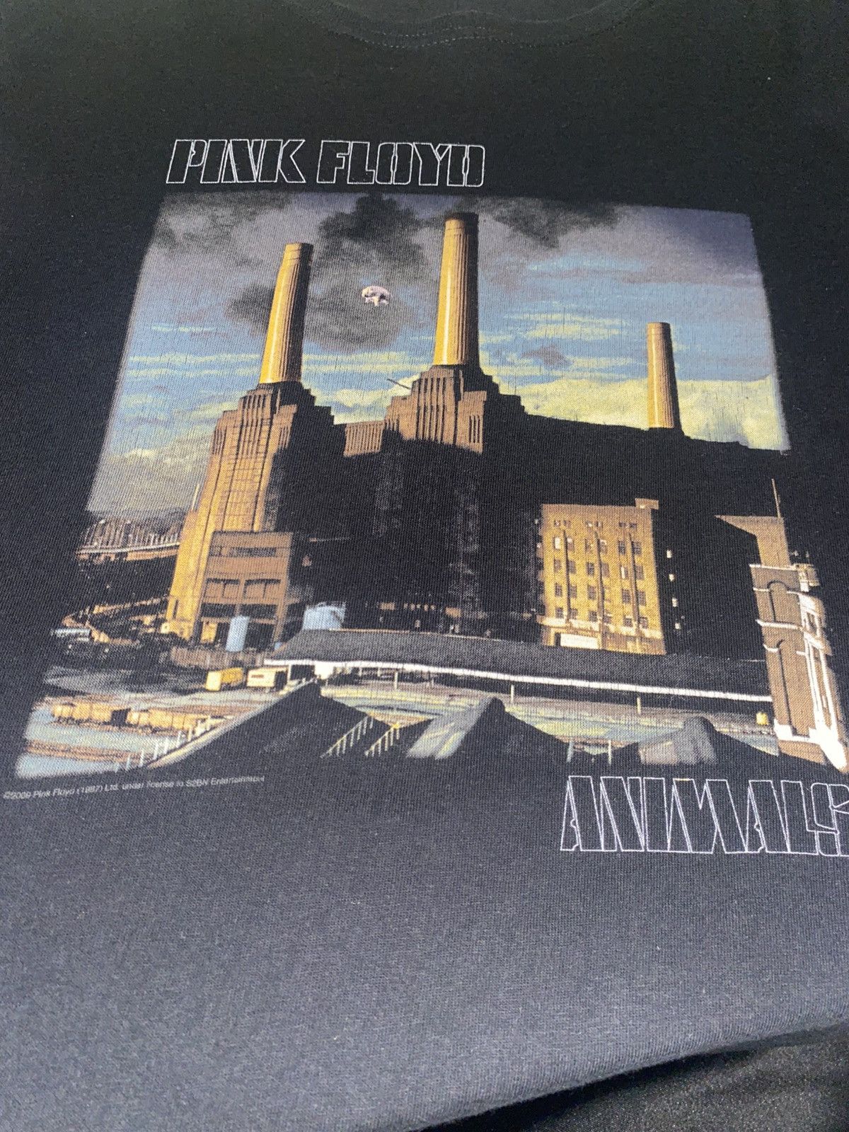 Band Tees 2000s Pink Floyd “Animals” Album T-Shirt Size US L / EU 52-54 / 3 - 5 Thumbnail