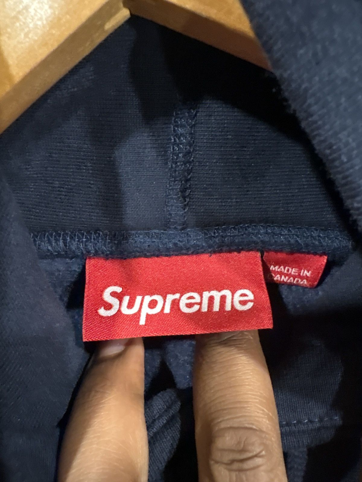 Supreme Supreme motion logo Swar Diamonds Size US L / EU 52-54 / 3 - 5 Thumbnail