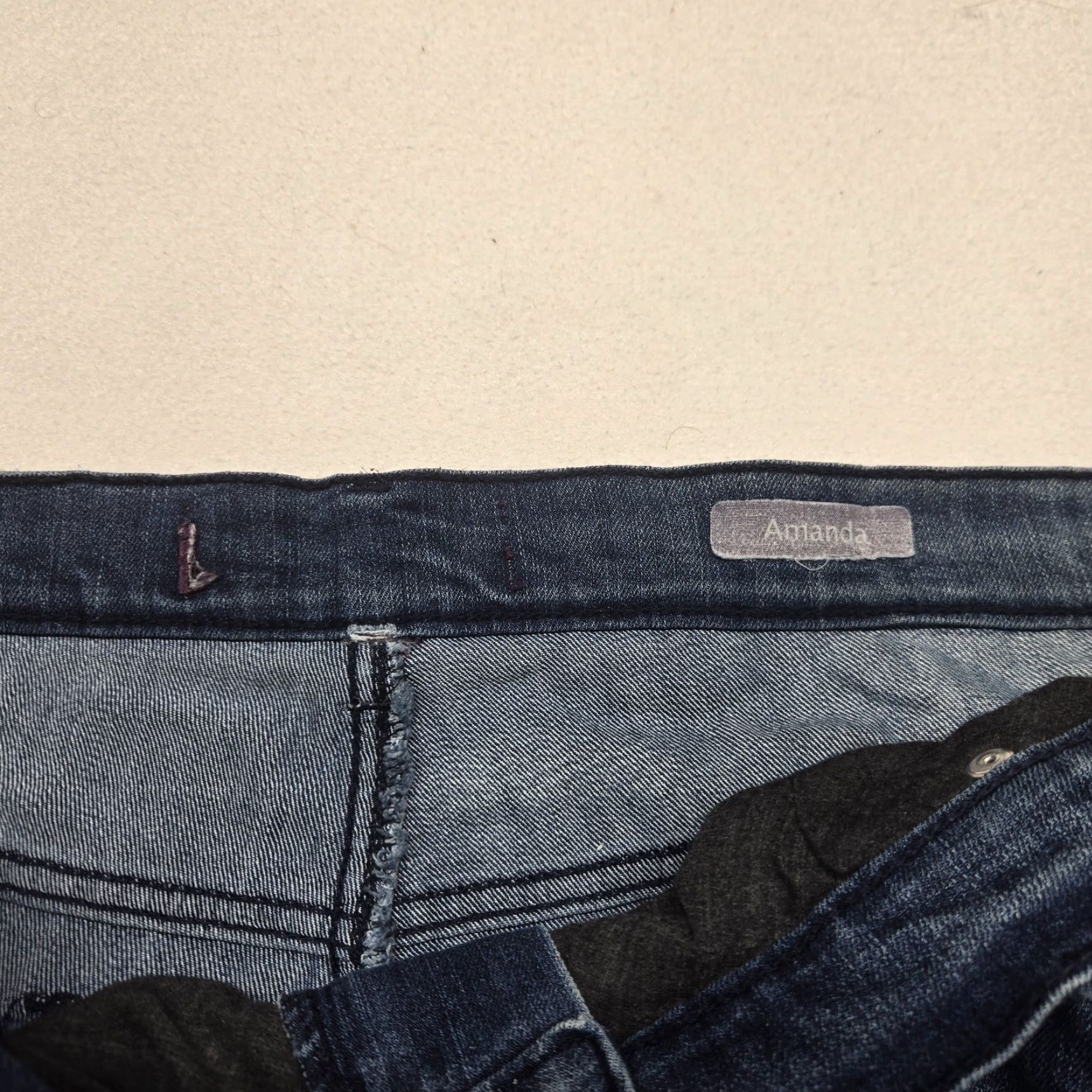 Gloria Vanderbilt Gloria Vanderbilt Amanda Plus Size Jeans Dark Wash Denim Pants 22W Women Size 40" / US 18 - 3 Thumbnail