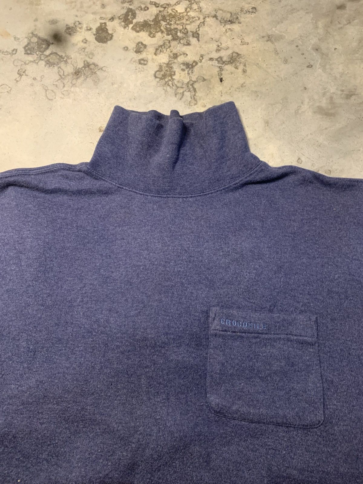 Lacoste Crocodile Spell-out Oversize Turtleneck Sweatshirt Size US XL / EU 56 / 4 - 3 Thumbnail