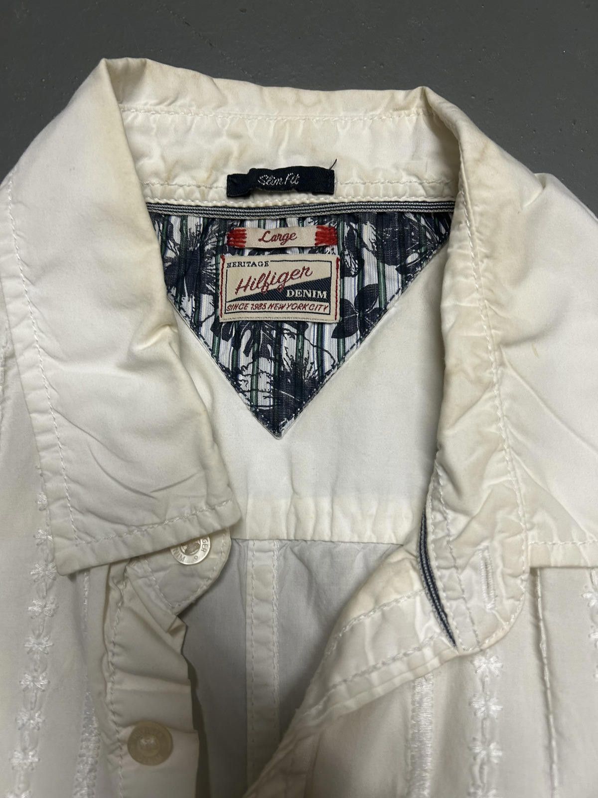 Tommy Hilfiger Tommy Hilfiger Short Sleeve Shirt - Classic White Design Size US L / EU 52-54 / 3 - 5 Thumbnail