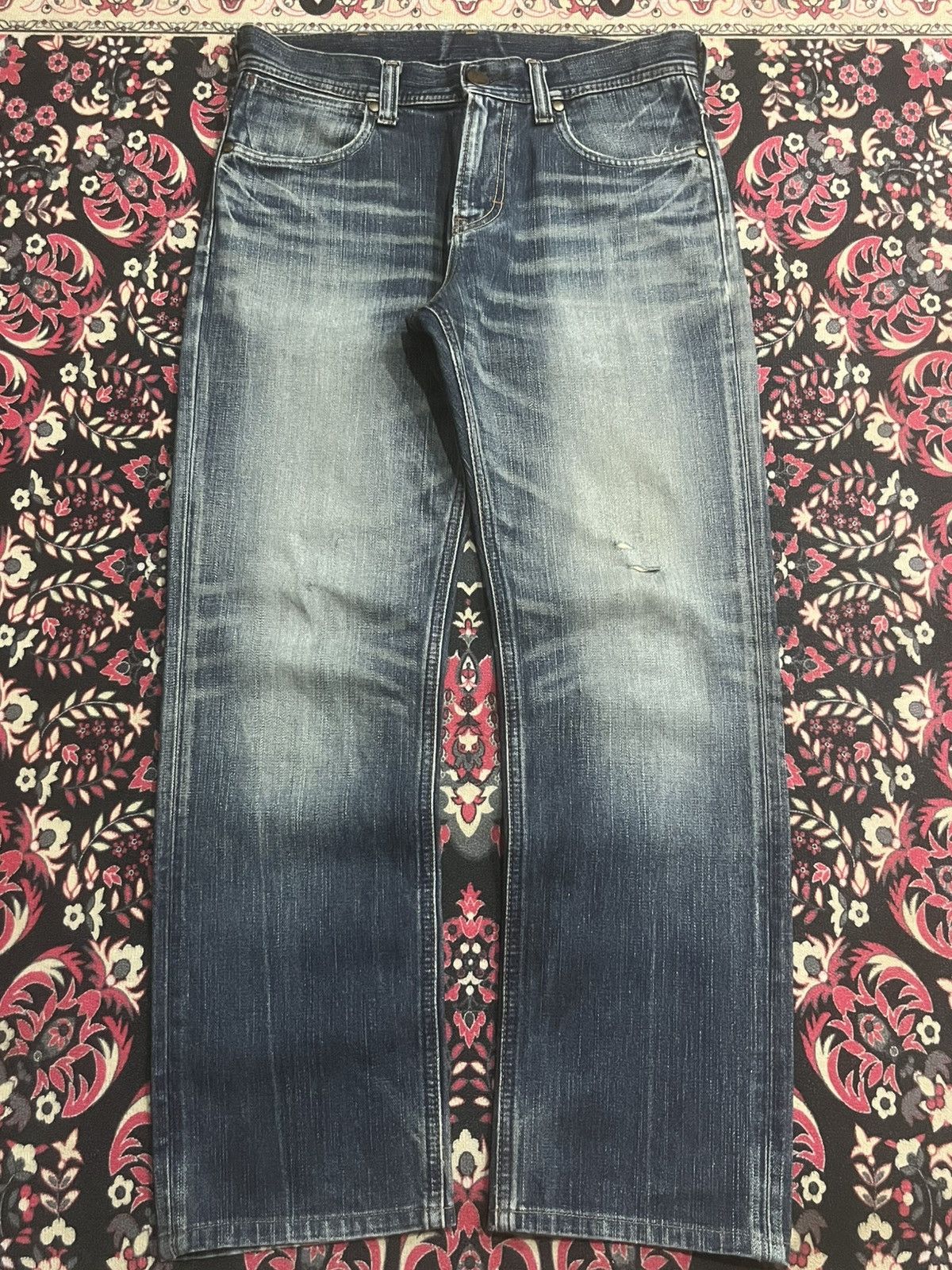 Wrangler Vintage Wrangler Blue Faded Washed Straight Leg Jeans Size US 30 / EU 46 - 1 Thumbnail