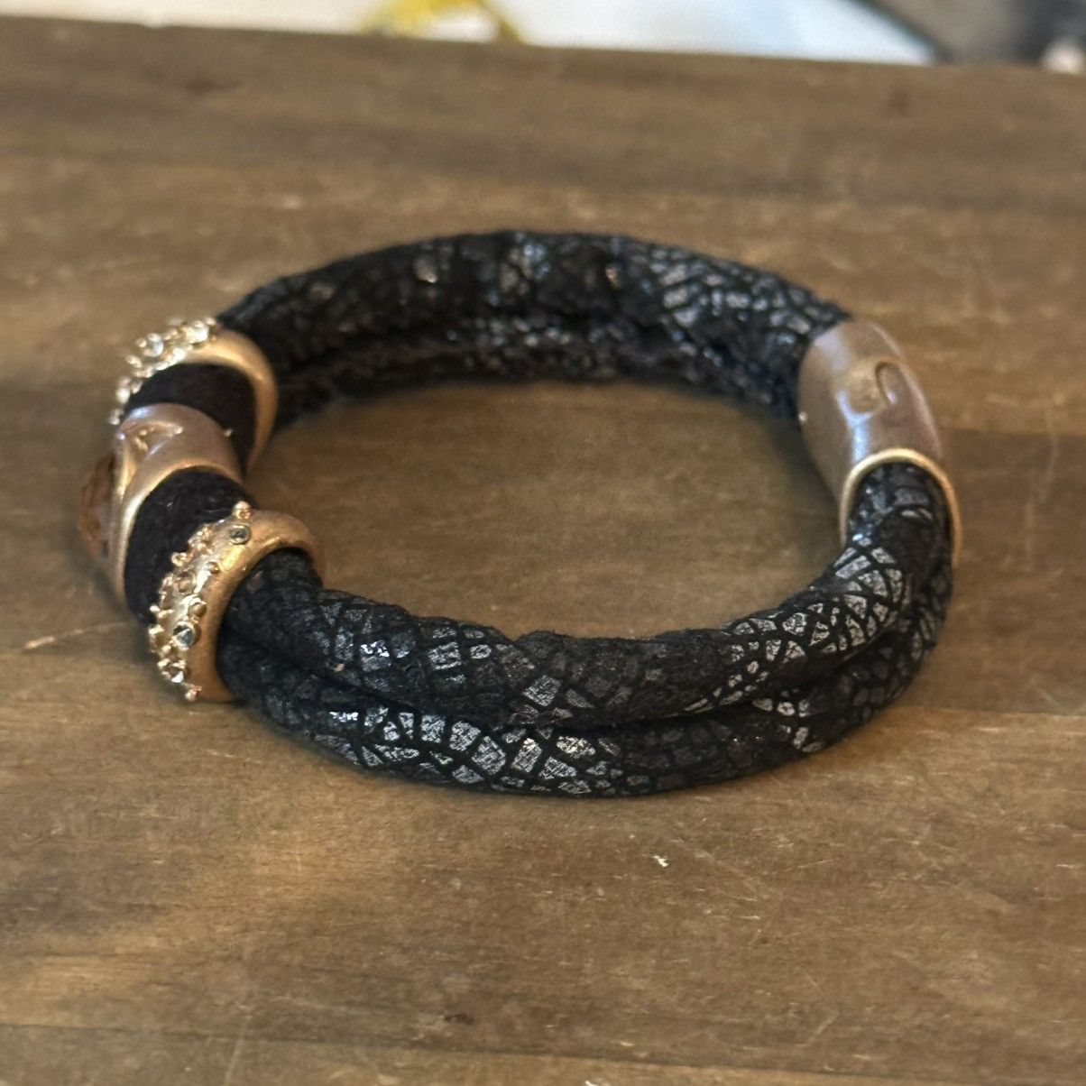 Other Soft snakeskin print gemstone bracelet Size ONE SIZE - 6 Thumbnail