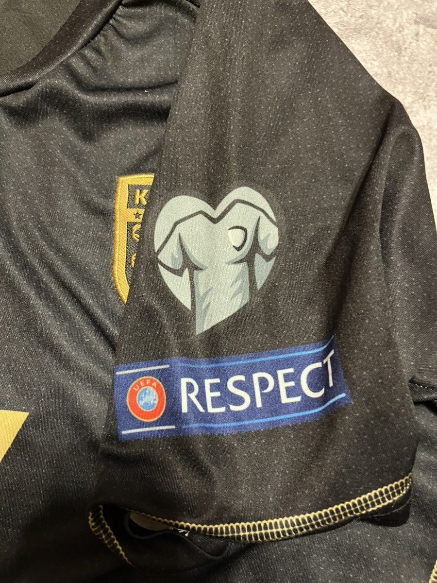 Vintage Vintage Kosova soccer jersey 7 Rashica Size US S / EU 44-46 / 1 - 7 Thumbnail