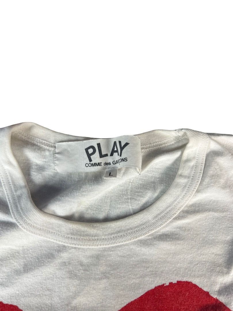 Comme des Garcons Comme des Garçons Play Red Heart Tee – Size L Size US L / EU 52-54 / 3 - 2 Thumbnail