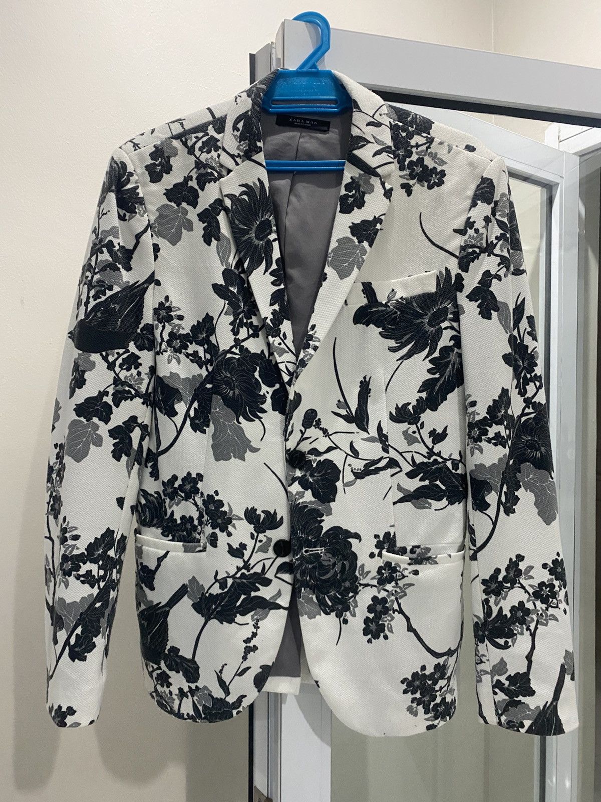 Zara ZARA Man Size 38S - 1 Thumbnail