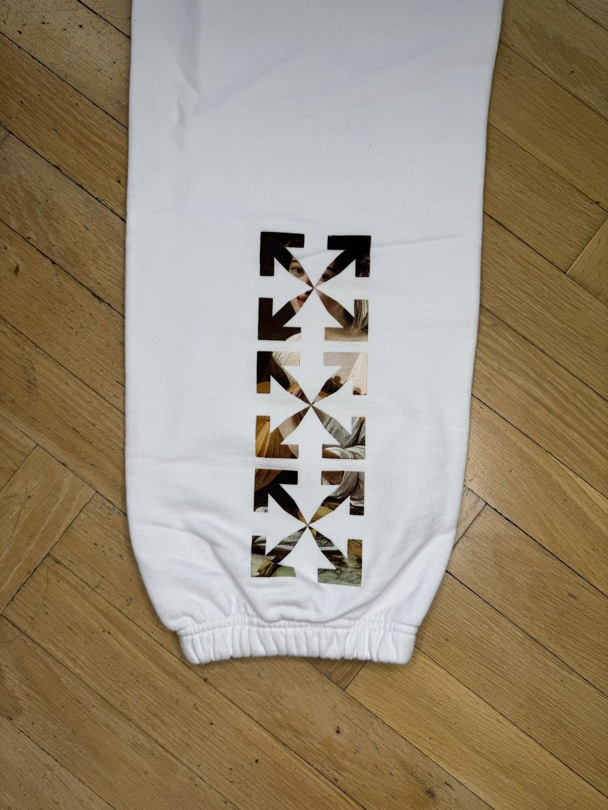 Off-White OFF-WHITE CARAVAGGIO ARROWS WHITE SWEATPANTS Size US 34 / EU 50 - 4 Thumbnail