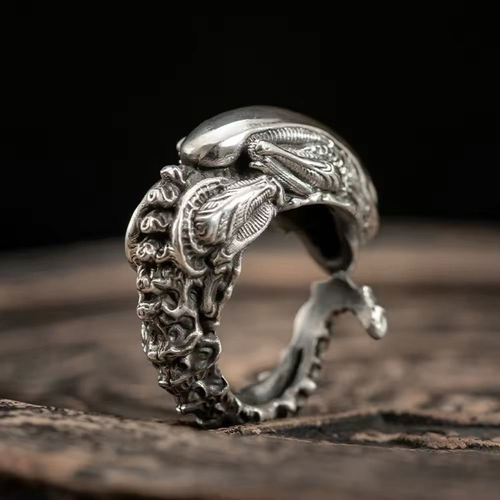 Vintage Retro Alien Resizeable Ring Size ONE SIZE - 3 Thumbnail