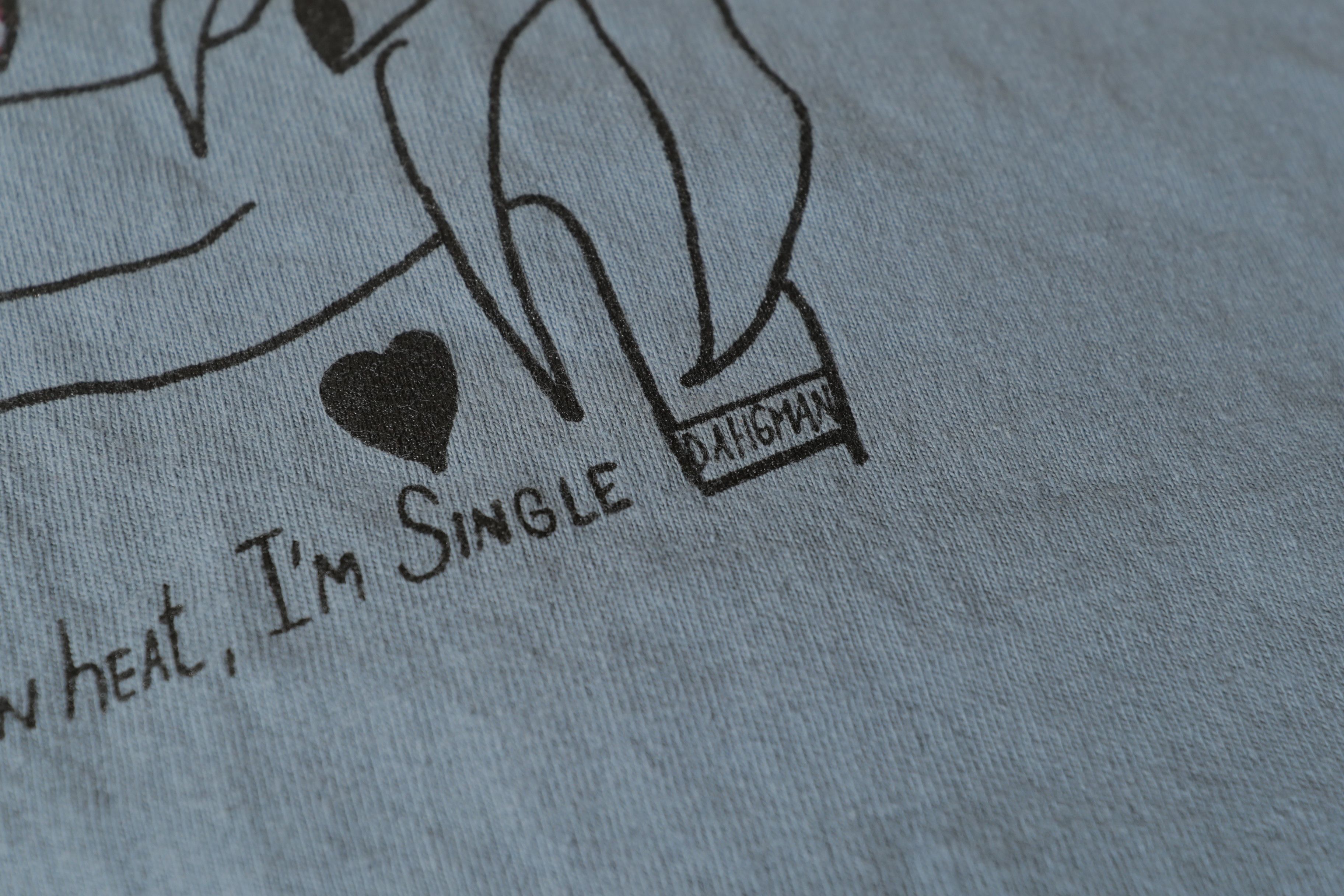 Gildan × Vintage If Your In Heat I'm Single Dahgman Gildan Tee (L) Size US L / EU 52-54 / 3 - 5 Thumbnail