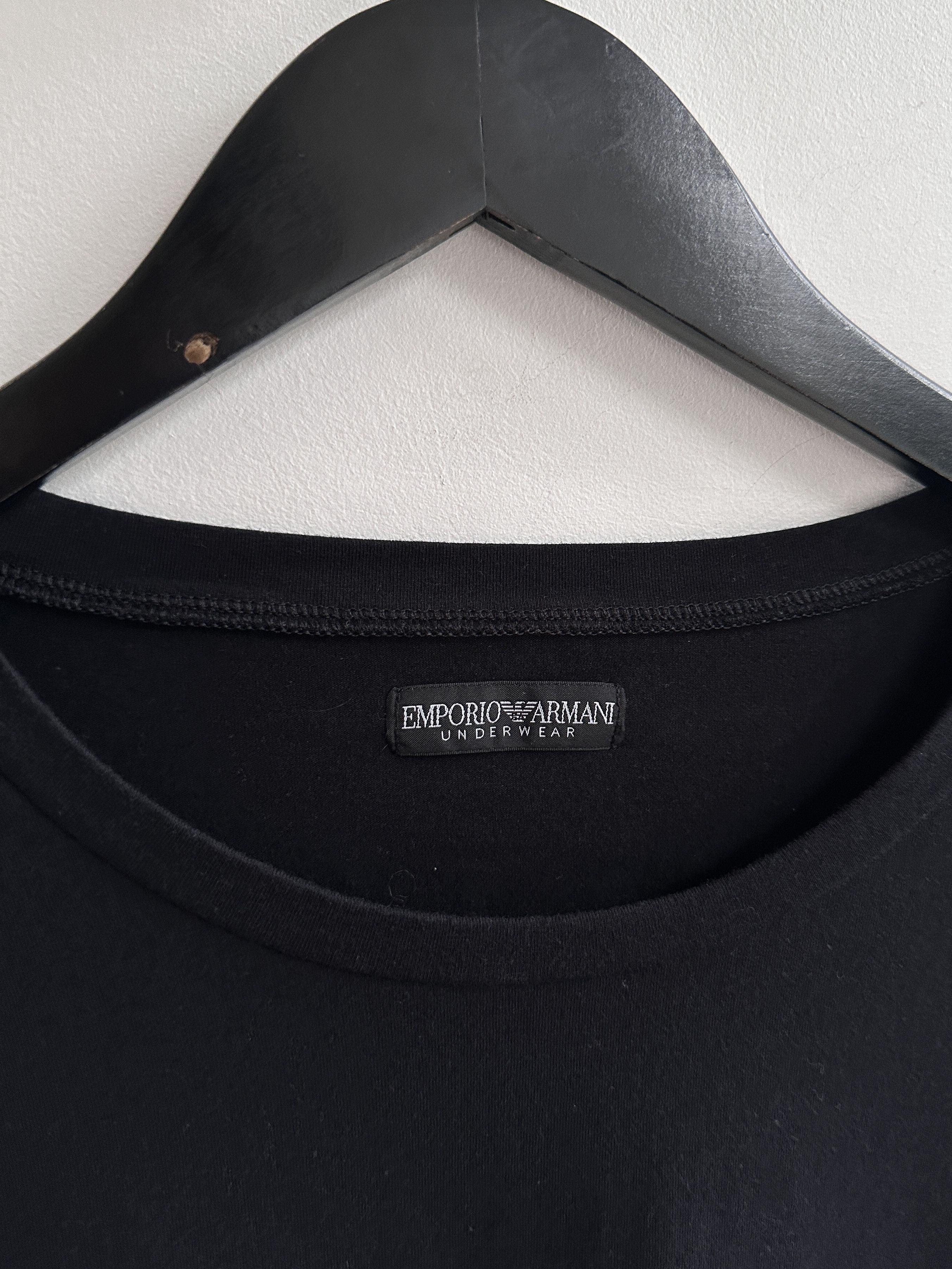 Armani Emporio Armani Longsleeve Tee Shirt Size US XL / EU 56 / 4 - 5 Thumbnail