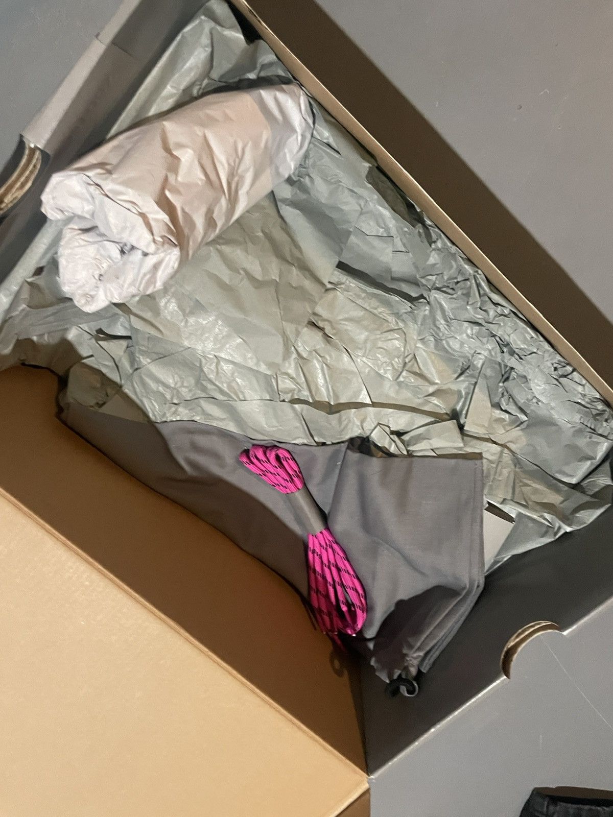 Balenciaga Balenciaga Hot Pink Clear Sole Triple S Brand New With Tags Size US 9 / EU 42 - 9 Thumbnail