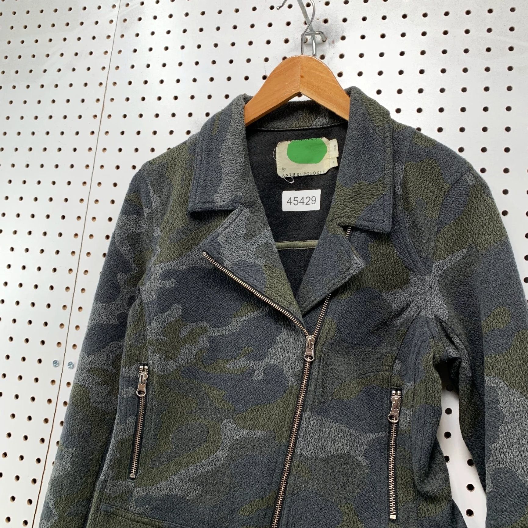 Anthropologie Anthropologie Camo Moto Jacket Womens S Green Marrakech Zip Grunge Rock Jacket - Womens S Green Marrakech Zip Grunge Rock Size S / US 4 / IT 40 - 6 Thumbnail