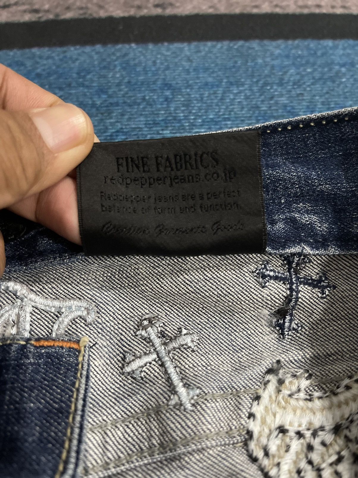 Japanese Brand VINTAGE RED PEPPER JAPAN&CO EMBROIDERY LOGO DENIM JEANS Size US 34 / EU 50 - 14 Thumbnail