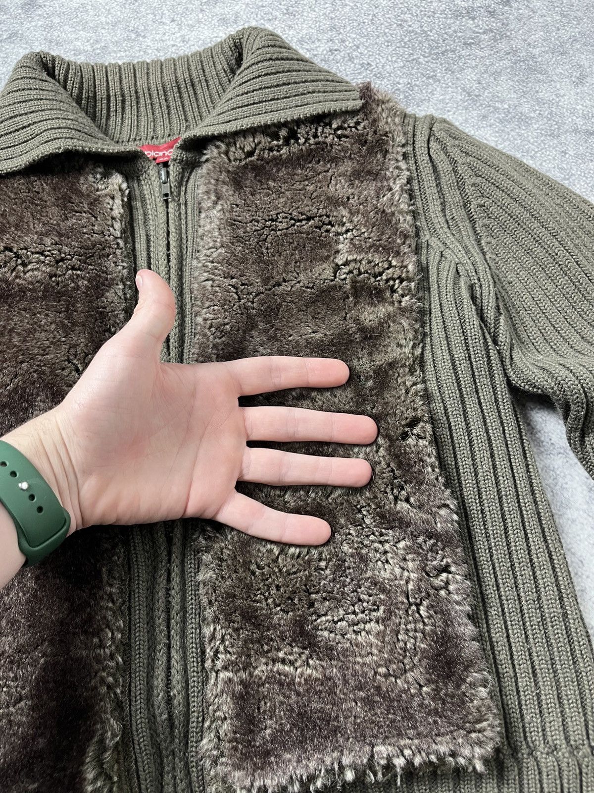 Hysteric Glamour 🔥FAUX FUR IF SIX WAS NINE VIBE CROPPED ZIP SWEATER JACKET Size US S / EU 44-46 / 1 - 9 Thumbnail