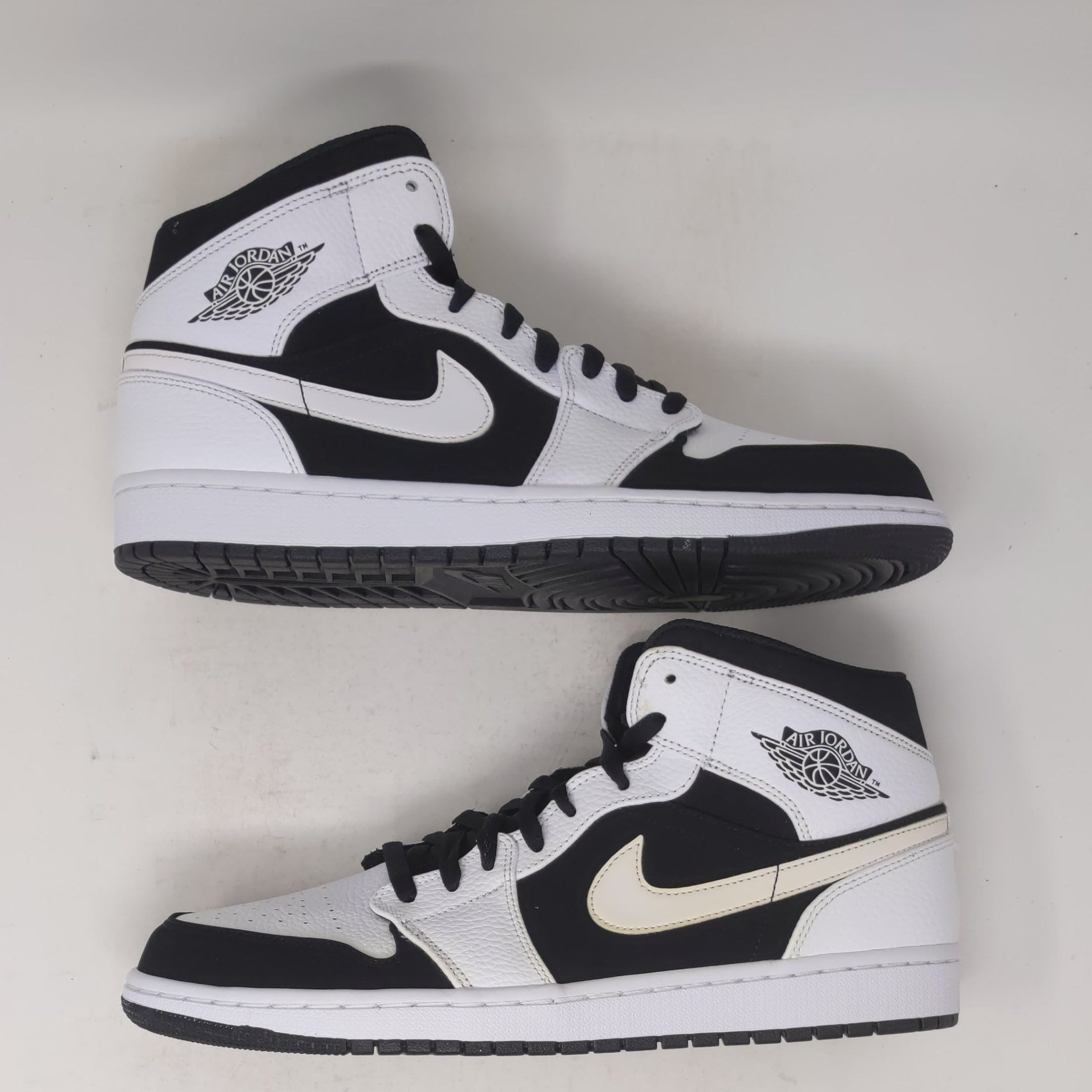 Jordan Brand Air Jordan 1 Retro Mid Tuxedo Grailed