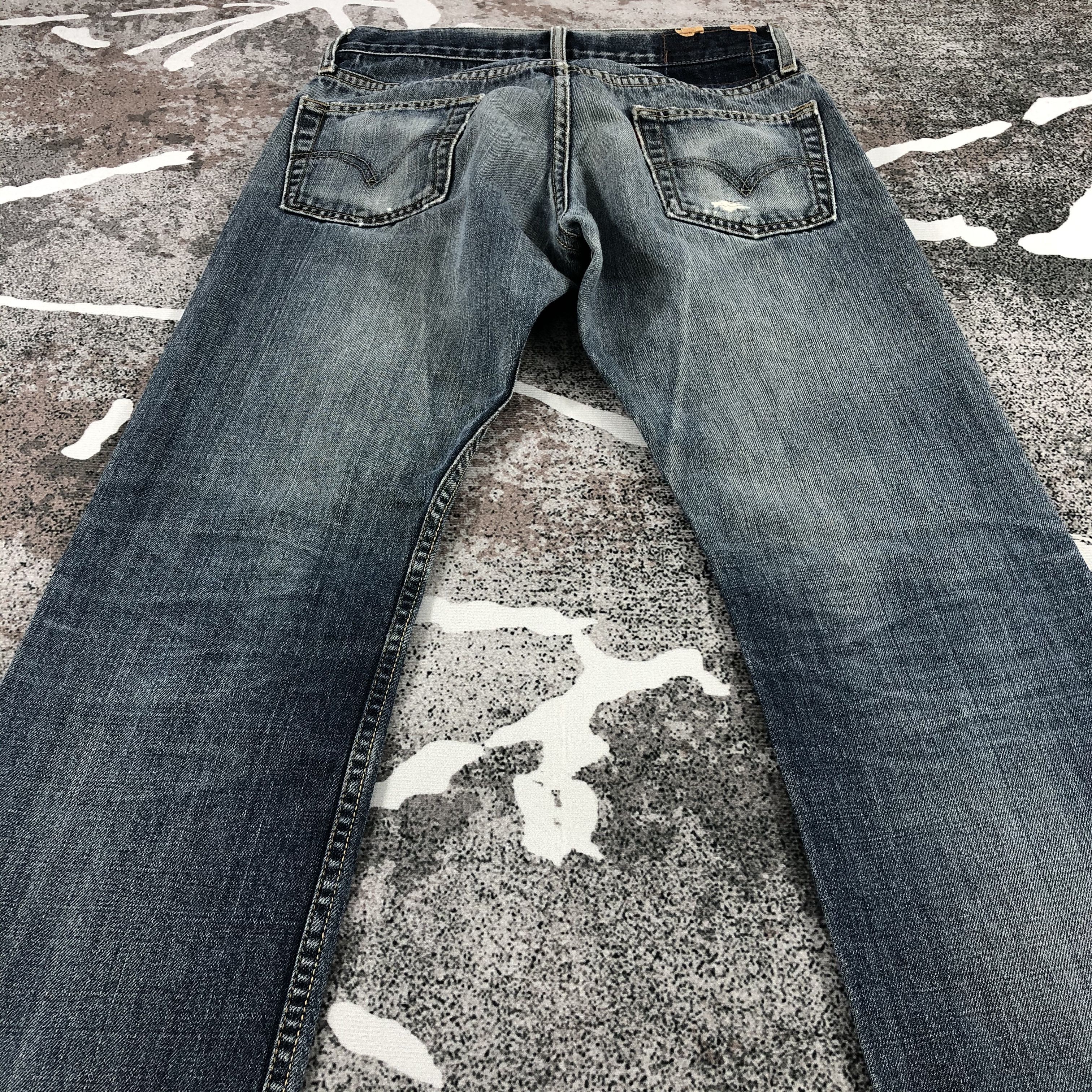 Levi's Vintage Levis 514 Jeans Blue Slim Straight Denim KJ593 Size US 30 / EU 46 - 4 Thumbnail