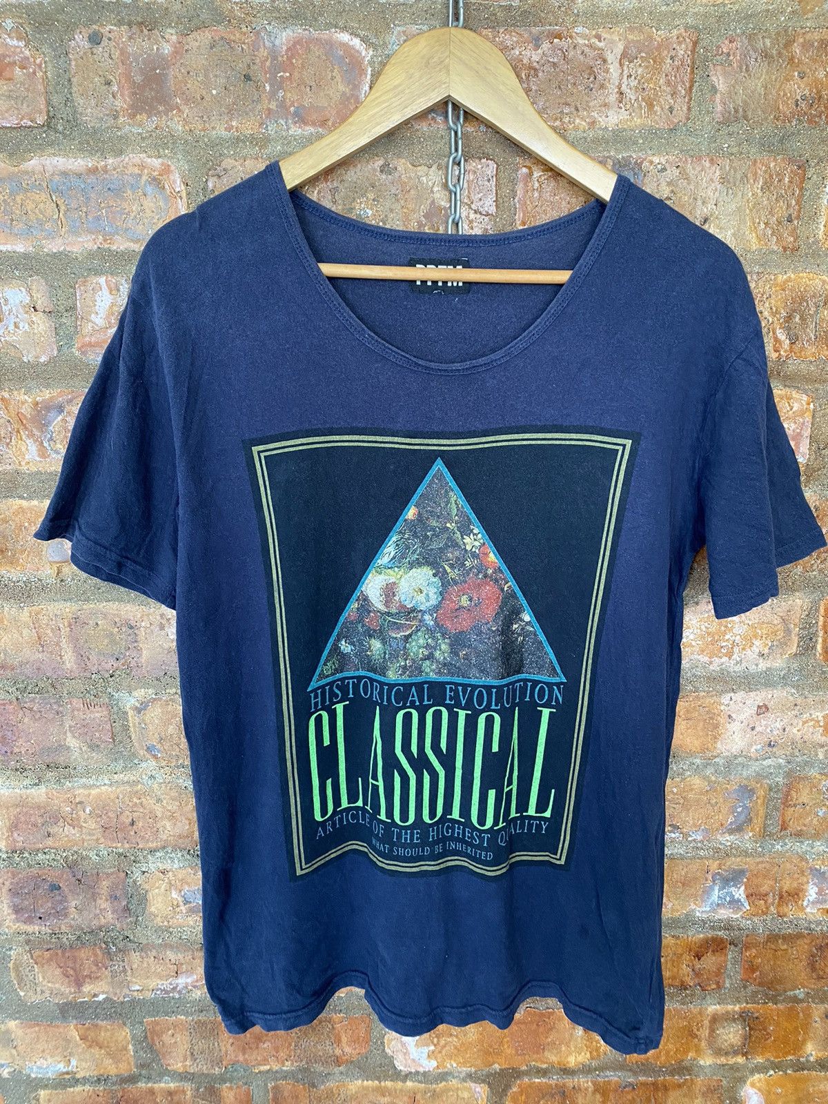 PPFM Vtg PPFM triangle historical evolution Size US M / EU 48-50 / 2 - 2 Thumbnail