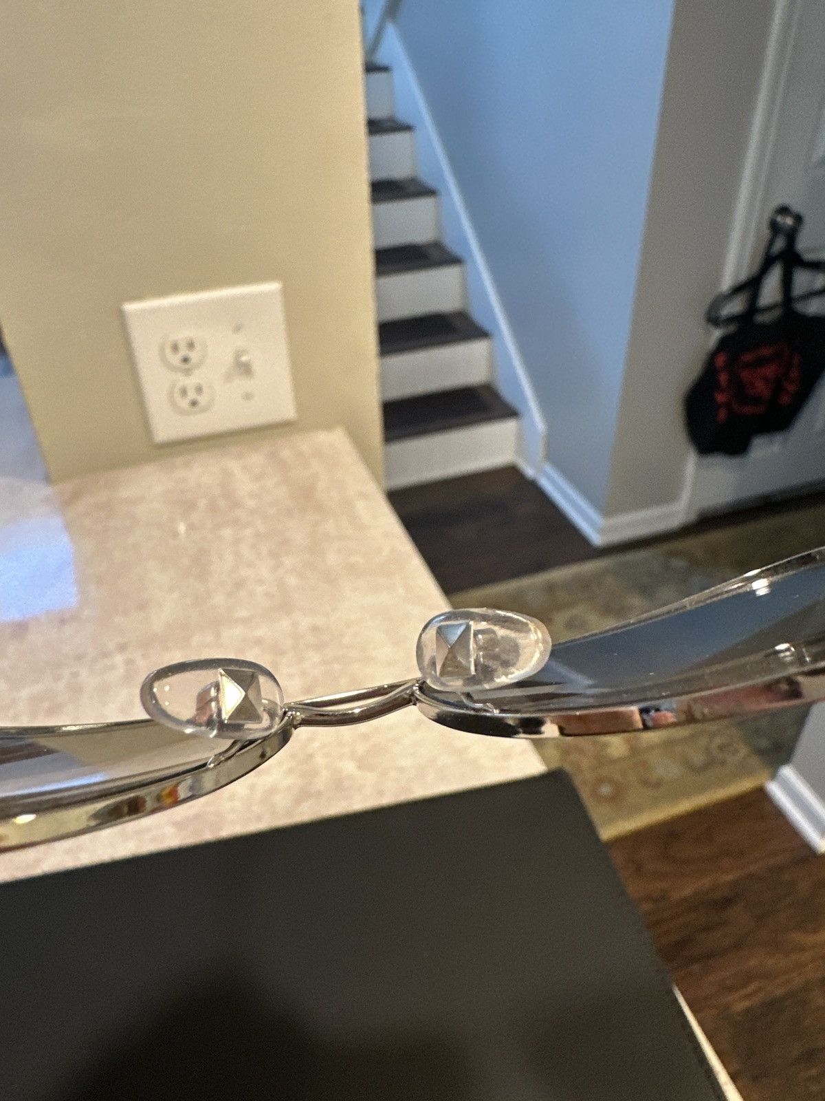 Valentino Silver Mirrored Aviator Sunglasses Size ONE SIZE - 10 Thumbnail