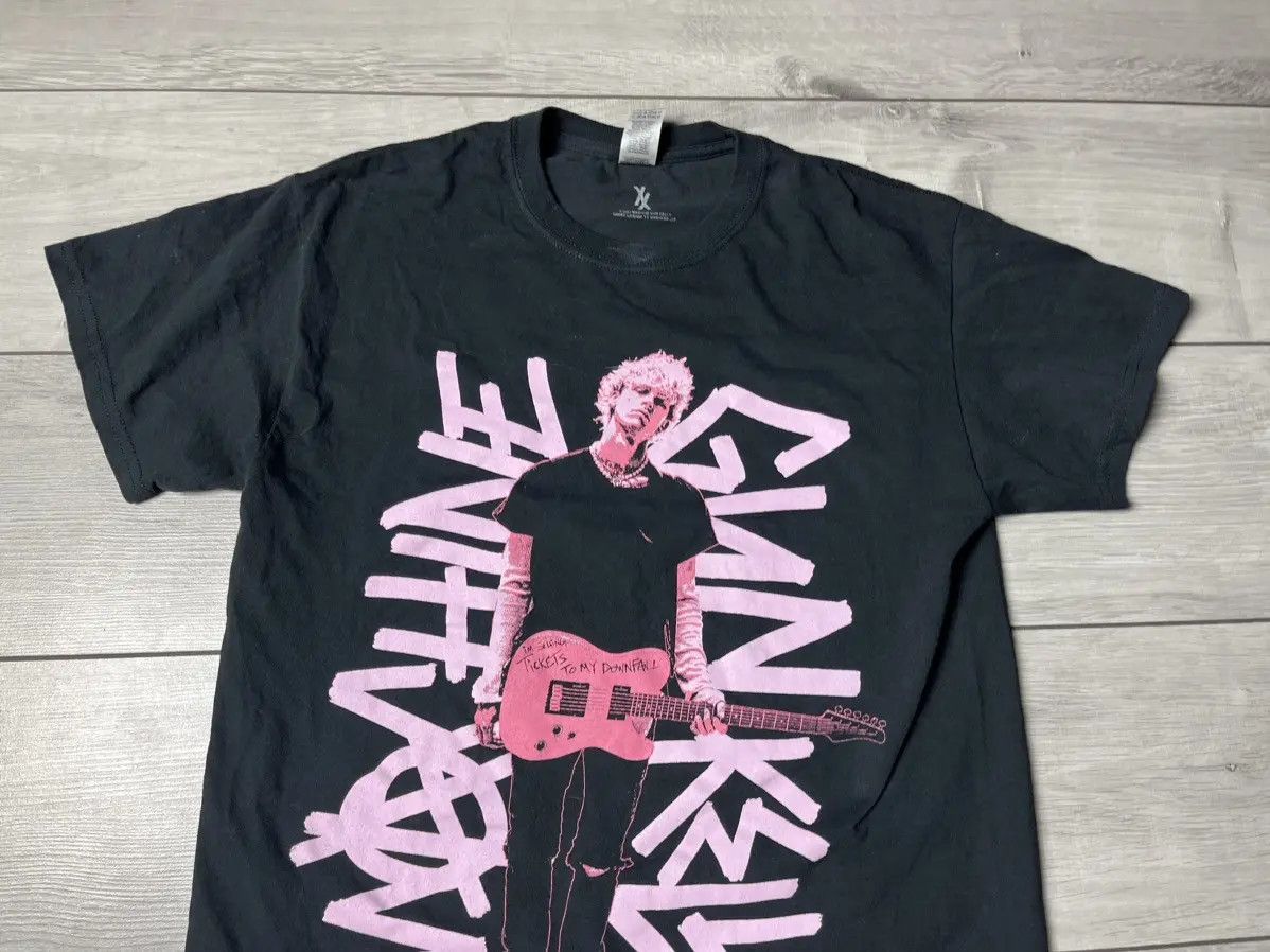 Band Tees Machine Gun Kelly Tshirt size Medium Size US M / EU 48-50 / 2 - 3 Thumbnail