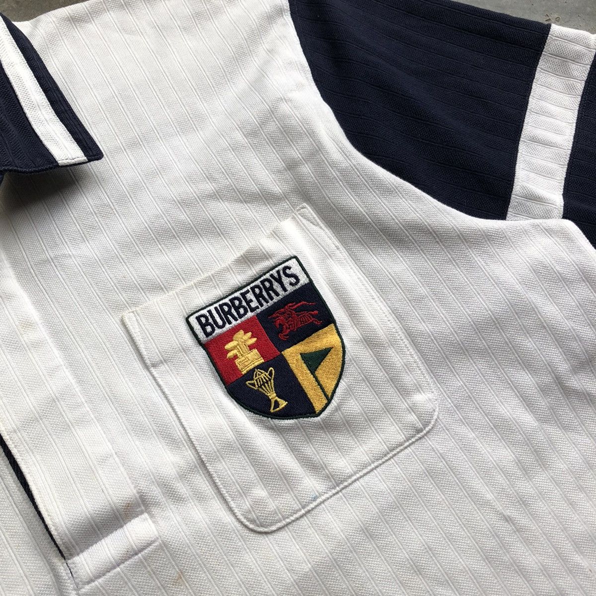 Burberry × Vintage Vintage Burberry London Single Pocket Collar Polos 🍒 Size US L / EU 52-54 / 3 - 2 Thumbnail