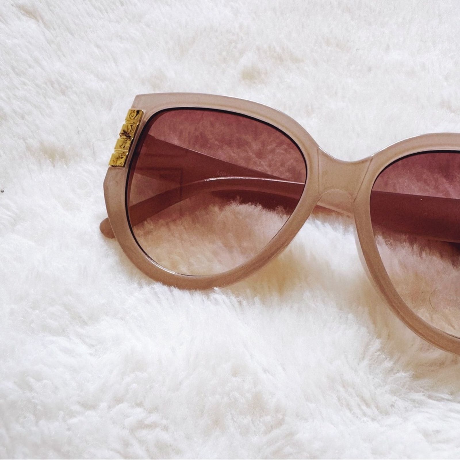 Other Rosy Light Gray Cat Eye Oversized Sunglasses Size ONE SIZE - 2 Thumbnail