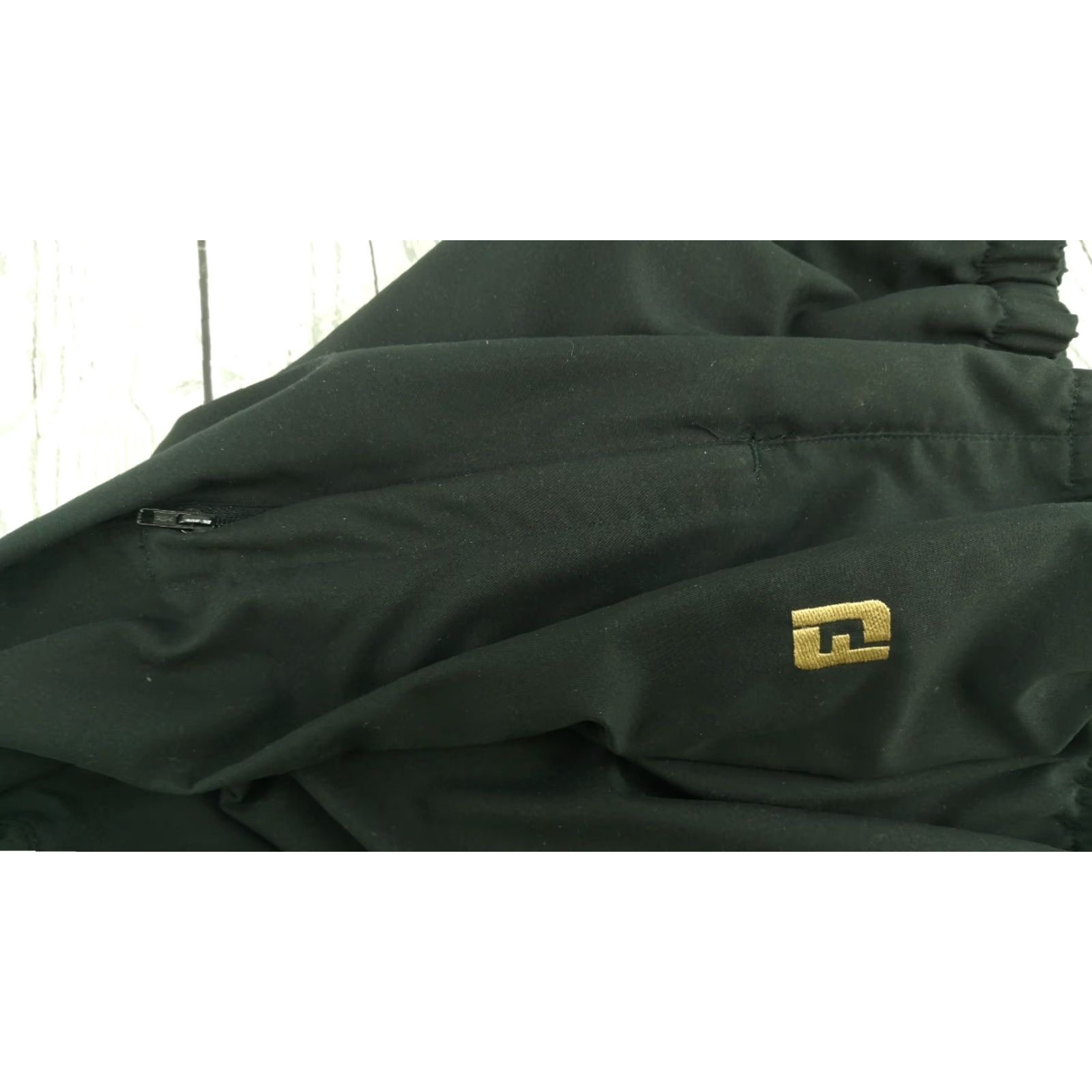 Footjoy FootJoy Mens Black Pullover Wind Golf Jacket Large Athletics Baseball V Neck Shirt Jacket Windbreaker Mens Black L Polyester Solid 90s Event Size US L / EU 52-54 / 3 - 6 Thumbnail