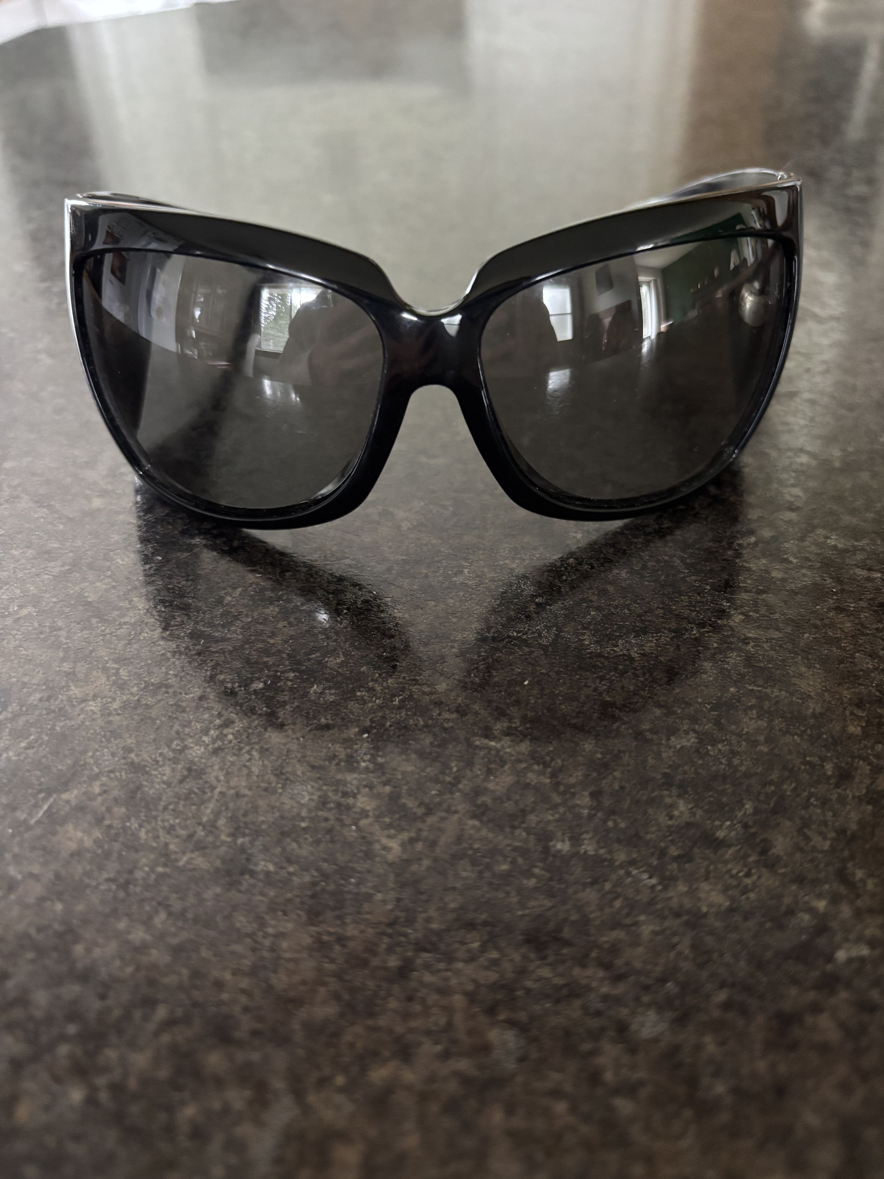 Gucci Gucci Y2K sunglasses Size ONE SIZE - 1 Thumbnail