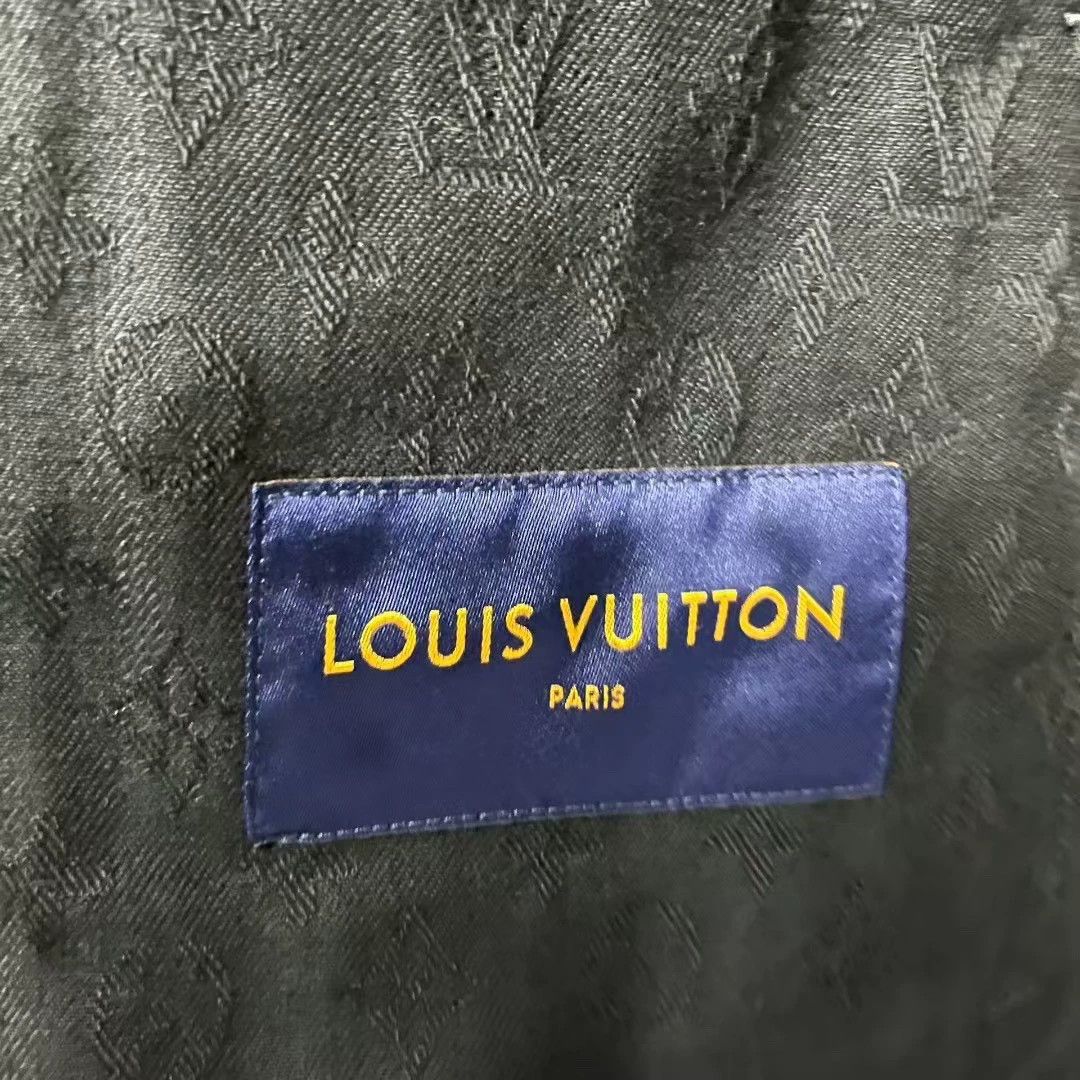 Louis Vuitton black louis vuitton denim jacket with tags Size US L / EU 52-54 / 3 - 3 Thumbnail