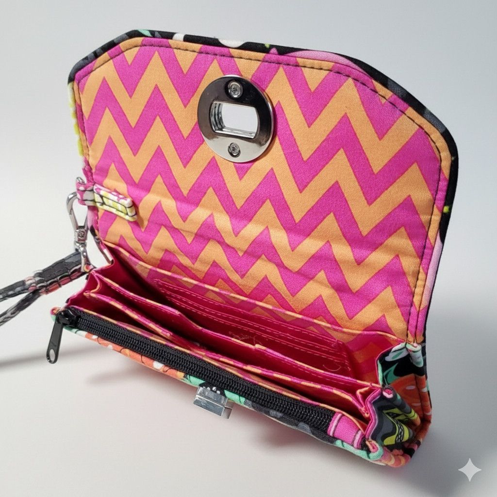 Vera Bradley Vera Bradley Wristlet Wallet Pouch Floral Cotton Quilted Size ONE SIZE - 4 Thumbnail