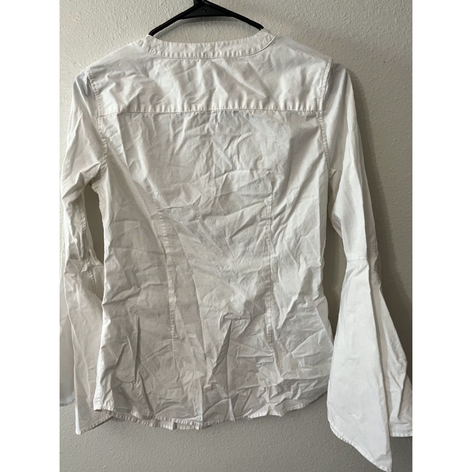 Banana Republic VINTAGE Banana Republic Blouse Shirt White Bell Sleeve Button Front Women 4 Size White Bell Sleeve Shirt Womens 90s? Size S / US 4 / IT 40 - 3 Thumbnail
