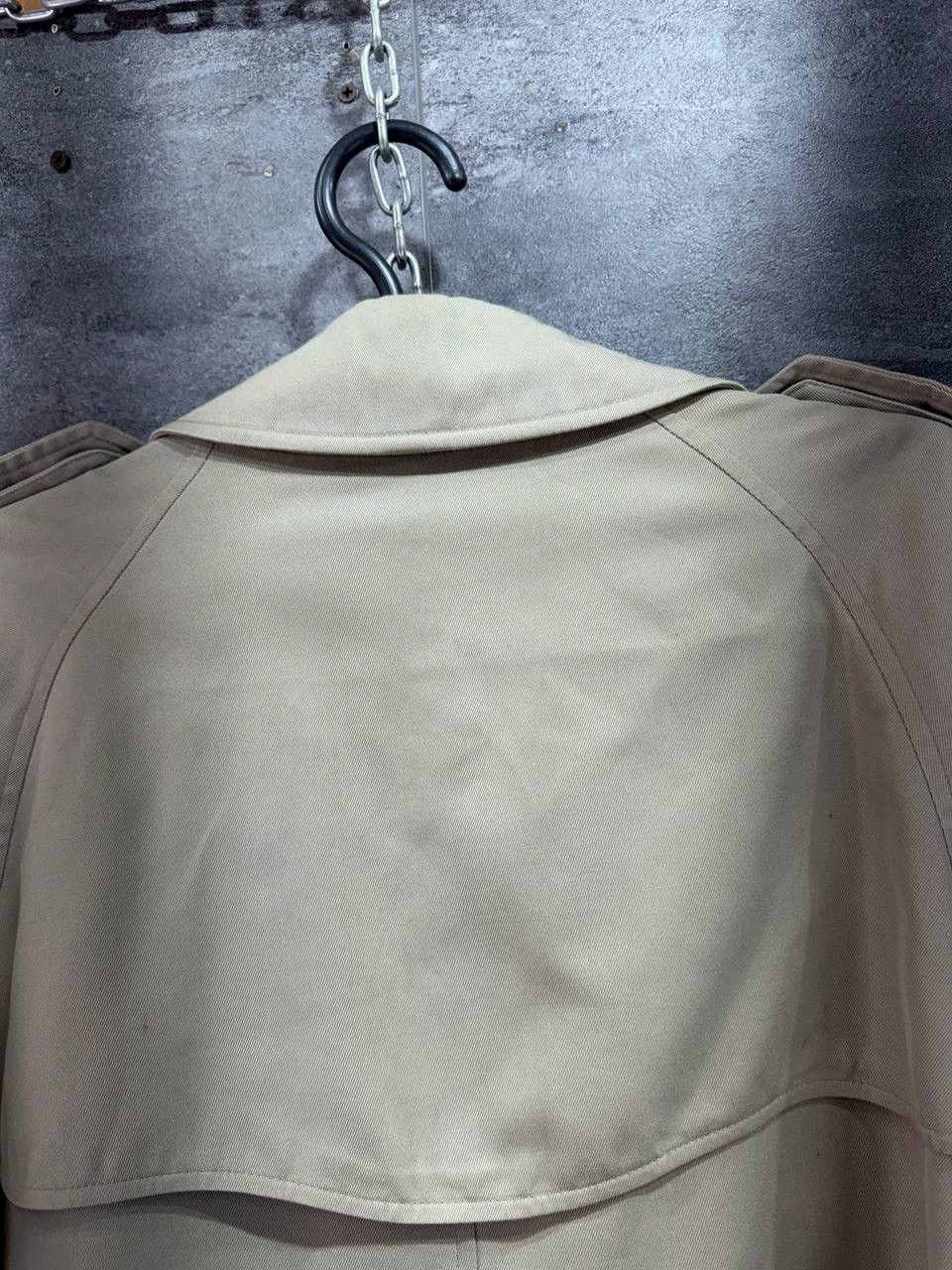 Burberry Vintage Burberry’s Trench Coat Jacket Mens Size L Size US L / EU 52-54 / 3 - 11 Thumbnail