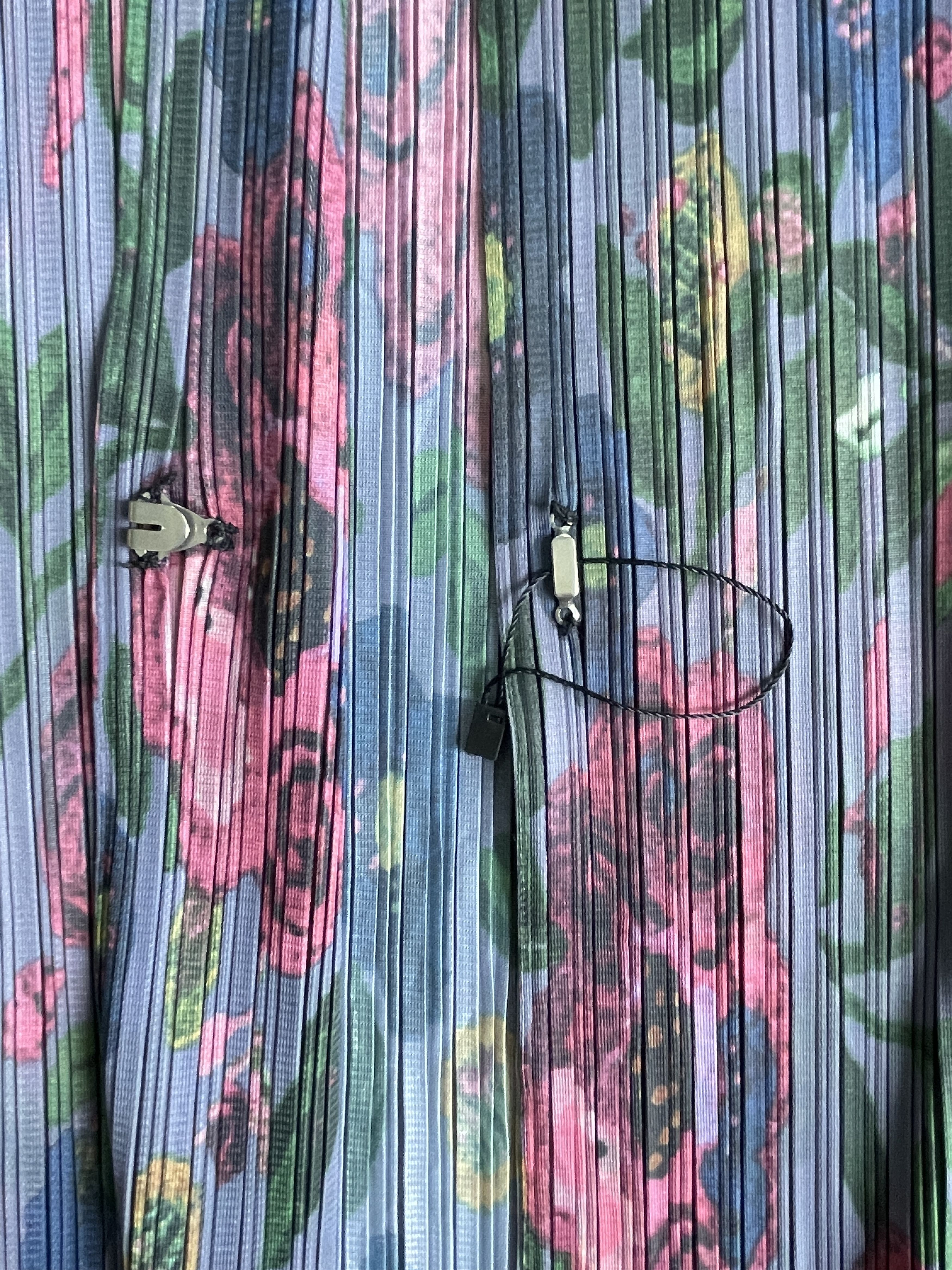 Issey Miyake ISSEY MIYAKE Vintage Roses Pleats Please Size XS / US 0-2 / IT 36-38 - 3 Thumbnail