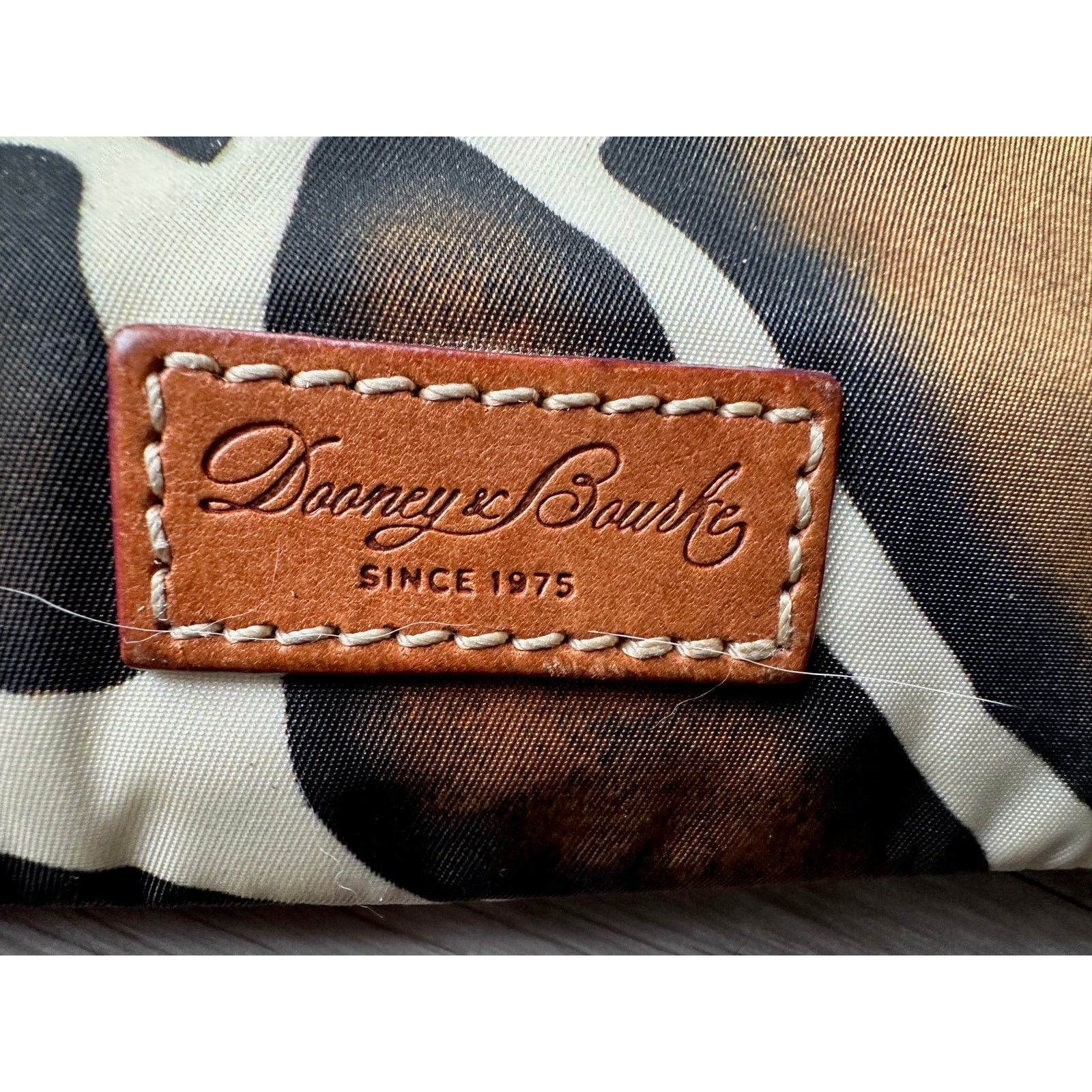 Dooney & Bourke Dooney & Bourke Giraffe Print Triple Zip Nylon Crossbody Bag Size ONE SIZE - 4 Thumbnail