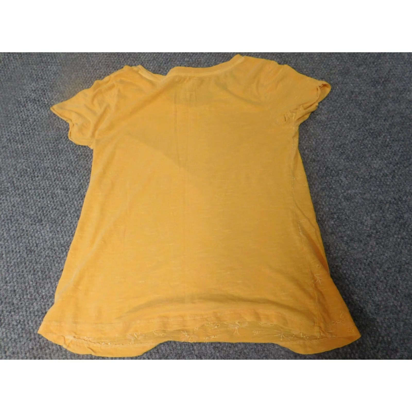 Vintage Natural Reflections Blouse Womens Medium yellow Floral Crew Neck Short Sleeve Pullover Casual Polyester Down Regular M Girls? Size M / US 6-8 / IT 42-44 - 7 Thumbnail