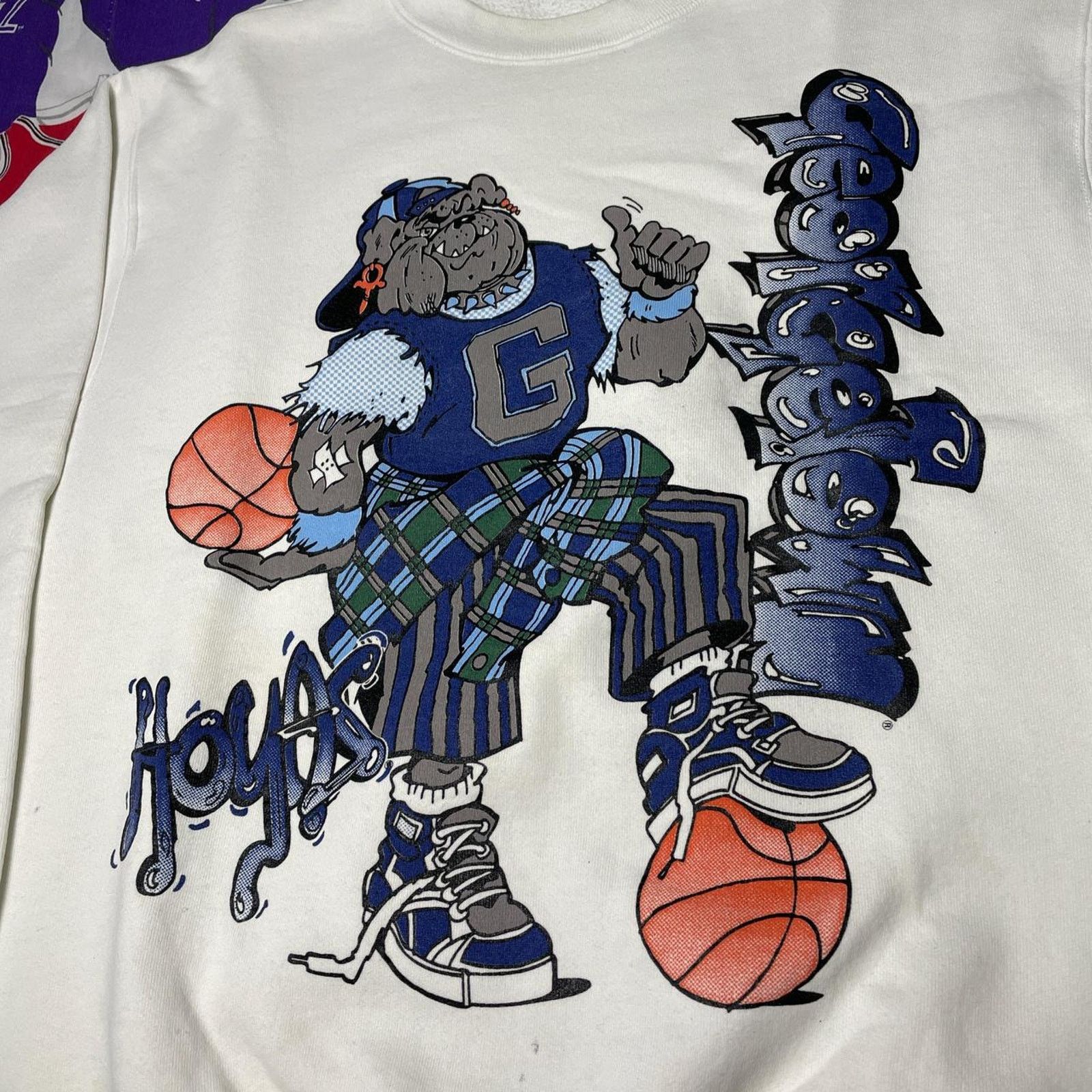 NCAA × Vintage Vintage 90s NCAA Georgetown Hoyas Basketball Crewneck Size US L / EU 52-54 / 3 - 3 Thumbnail