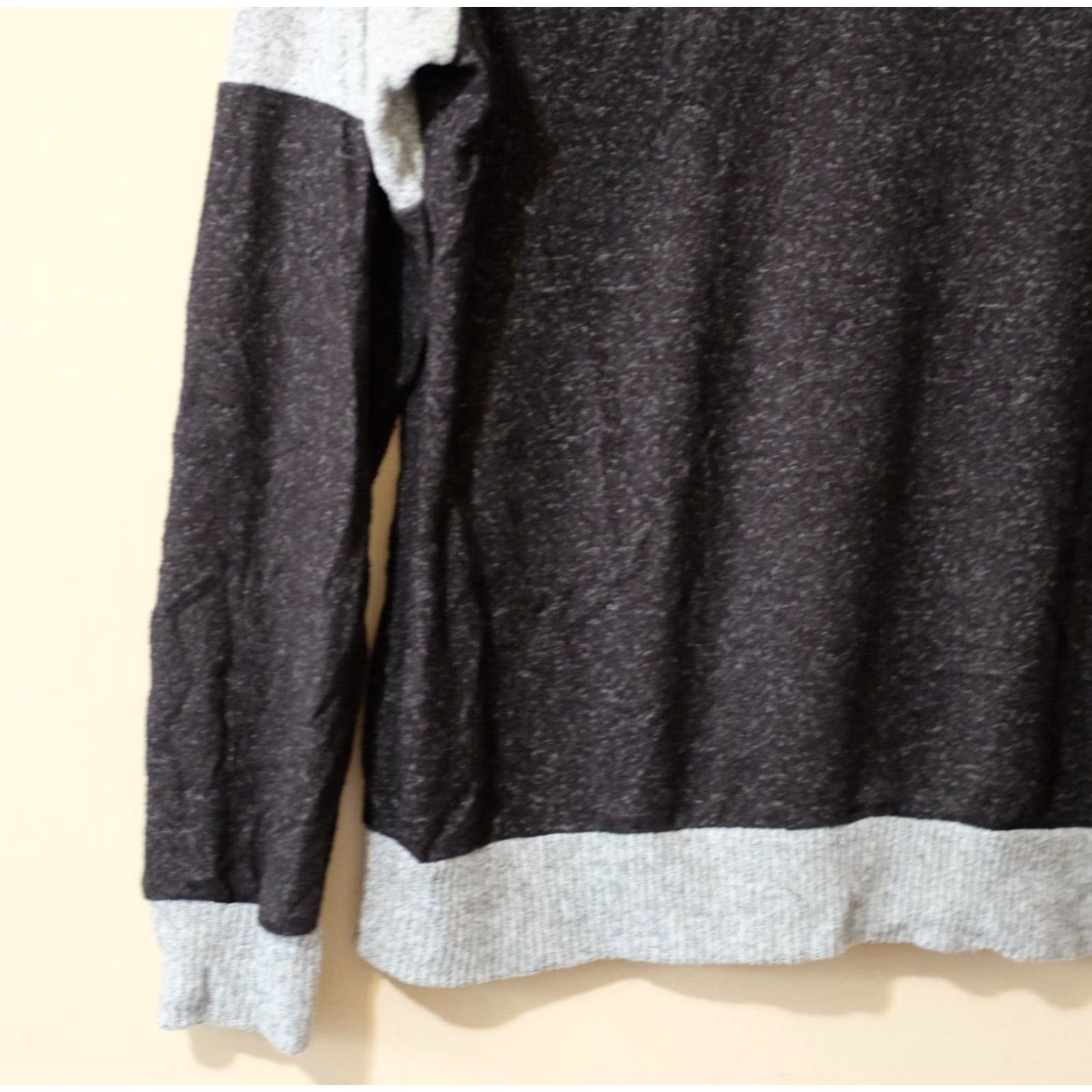 Vintage Pink Rose SOFT Women's L knit Sweater Pullover Lightweight Grey Black Crew Neck Cotton? Polyester? Rayon? Spandex? Size L / US 10 / IT 46 - 7 Thumbnail