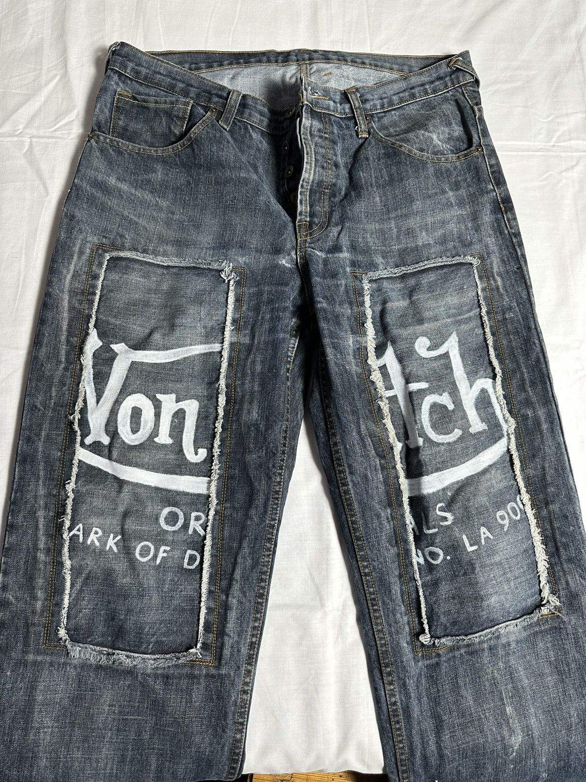 image of Vintage Von Dutch Patch Logo Streetwear Japanese Baggy Jeans in Denim, Men's (Size 34)