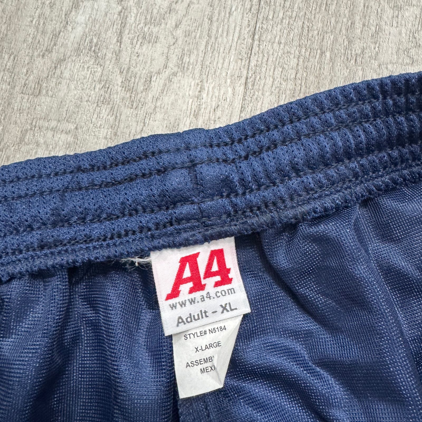 Vintage Vintage A4 Mesh Shorts Men's Extra Large XL 7" Inseam 90s Size US 32 / EU 48 - 3 Thumbnail