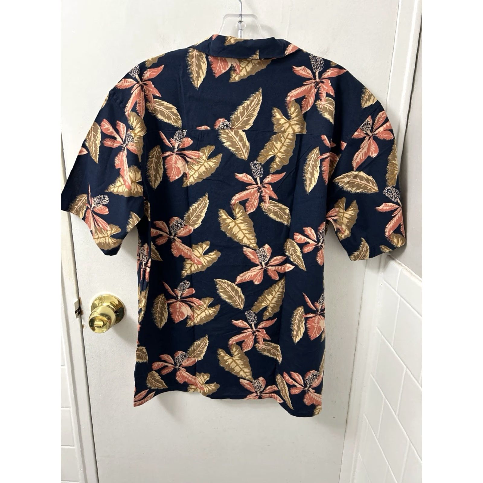 Uniqlo Uniqlo Floral Shirt Mens S Navy Blue Modal Hawaiian Button Down S/S 458354 Size US S / EU 44-46 / 1 - 7 Thumbnail