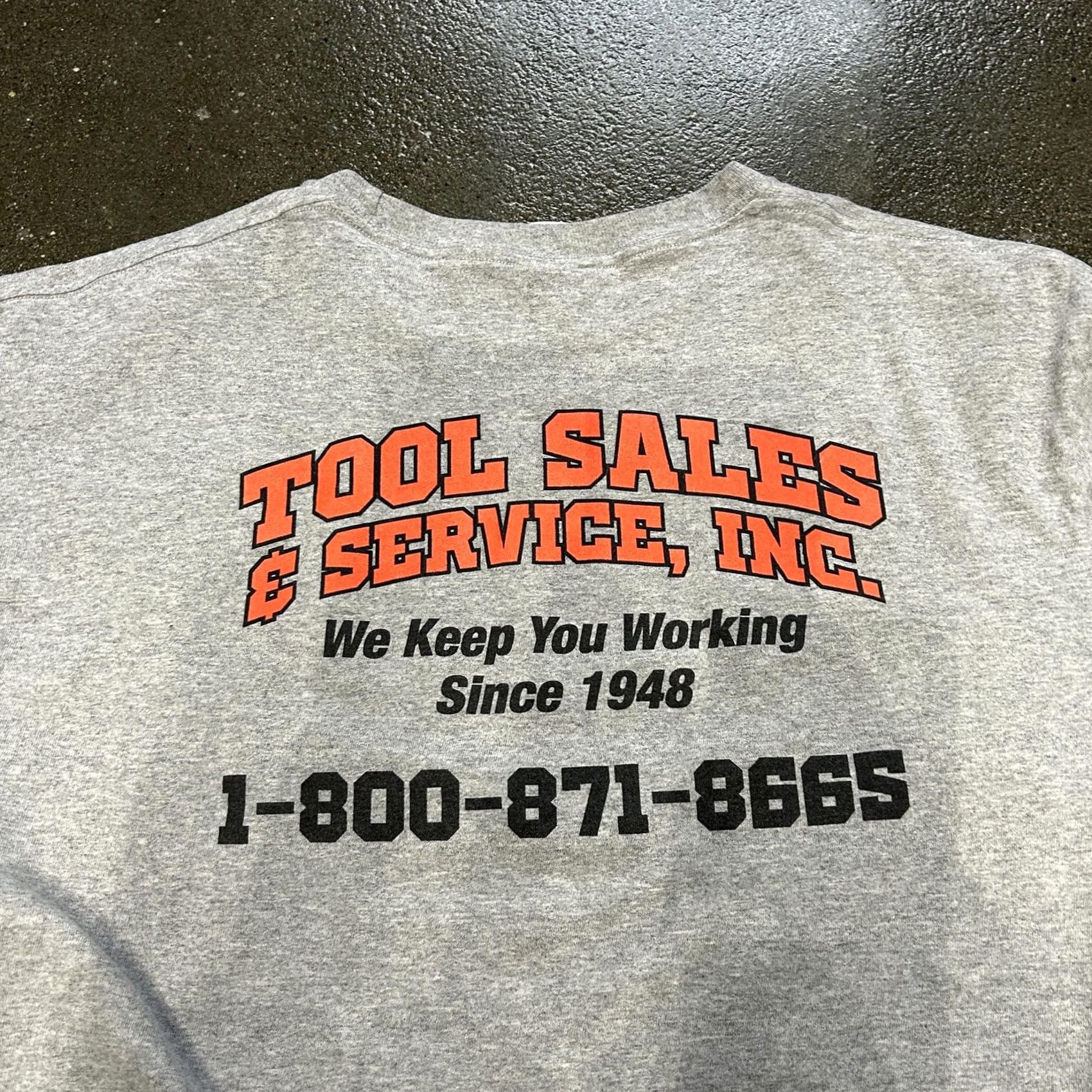 Port & Company Port & Company BUSTER CLUB Tool Sales Shirt Mens XL Gray Graphic Print Tee Size US XL / EU 56 / 4 - 6 Thumbnail