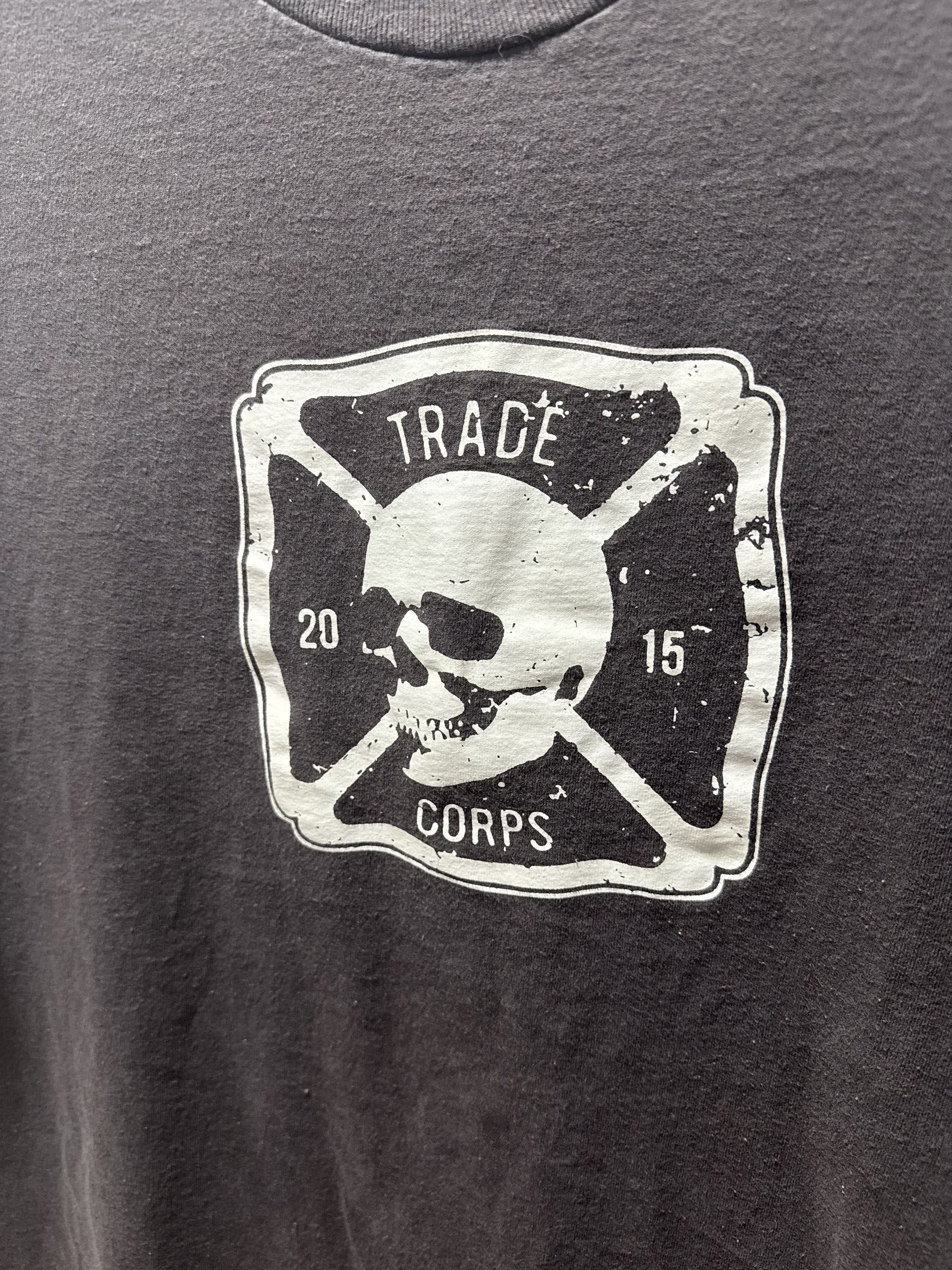 Vintage Alstyle Trade Corps Skull Avant Garde Archive Shirt Vintage Size US L / EU 52-54 / 3 - 2 Thumbnail