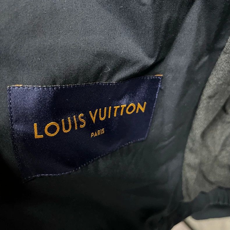 Louis Vuitton Louis Vuitton Blue Solid Graphic Printed Lapel Jacket Size US M / EU 48-50 / 2 - 3 Thumbnail